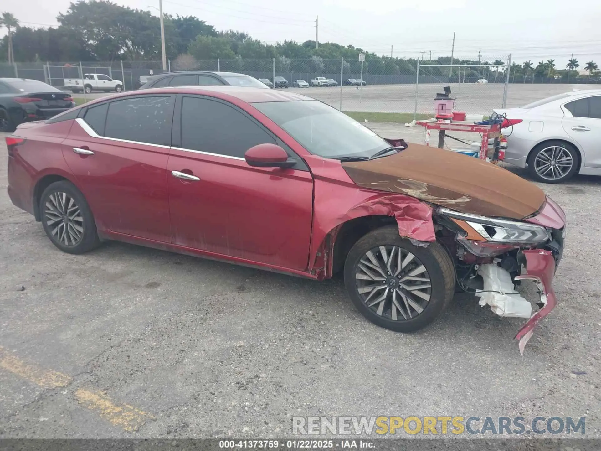 1 Photograph of a damaged car 1N4BL4DV6PN381045 NISSAN ALTIMA 2023