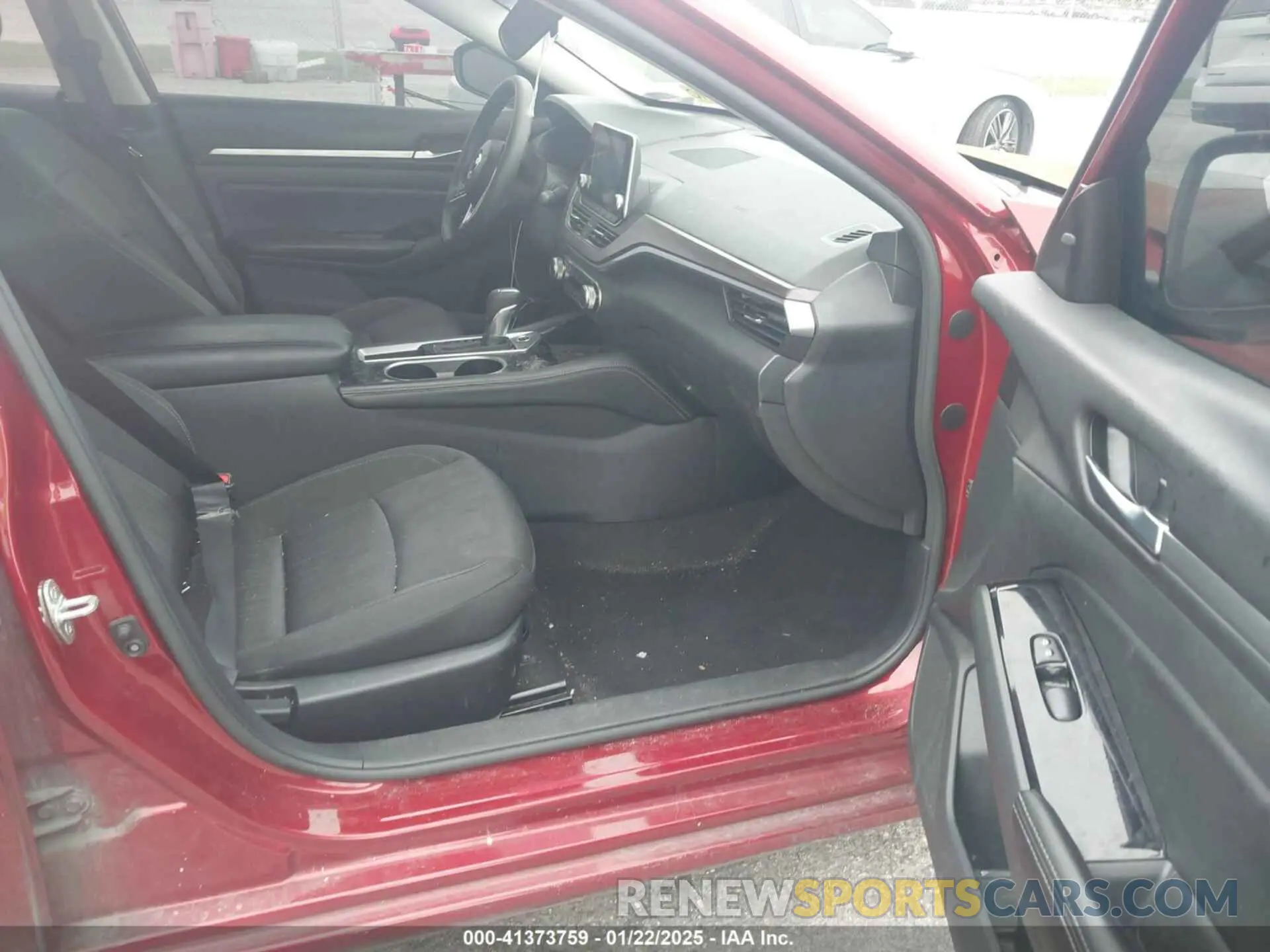 5 Photograph of a damaged car 1N4BL4DV6PN381045 NISSAN ALTIMA 2023