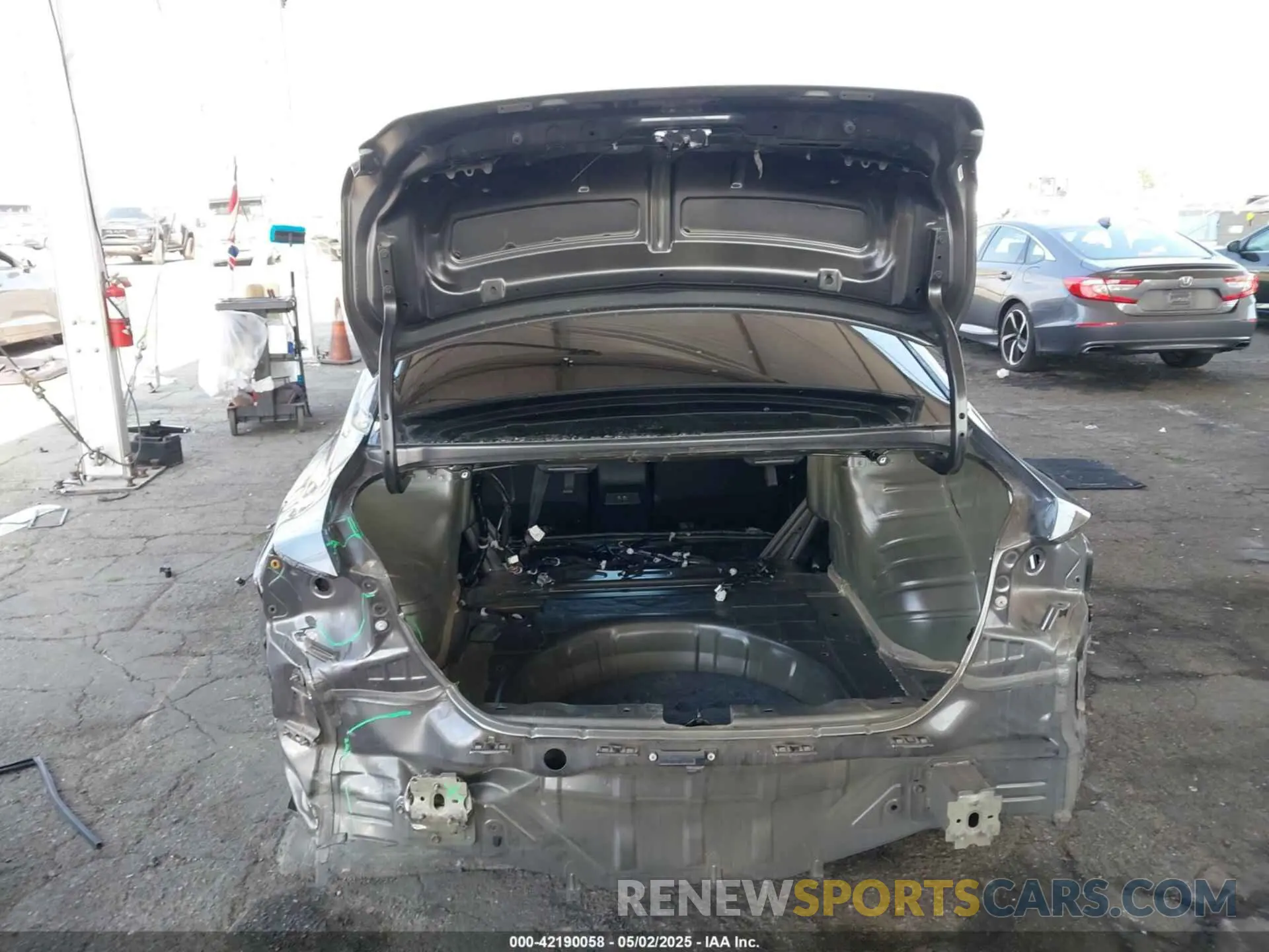 17 Photograph of a damaged car 1N4BL4DV7PN339130 NISSAN ALTIMA 2023