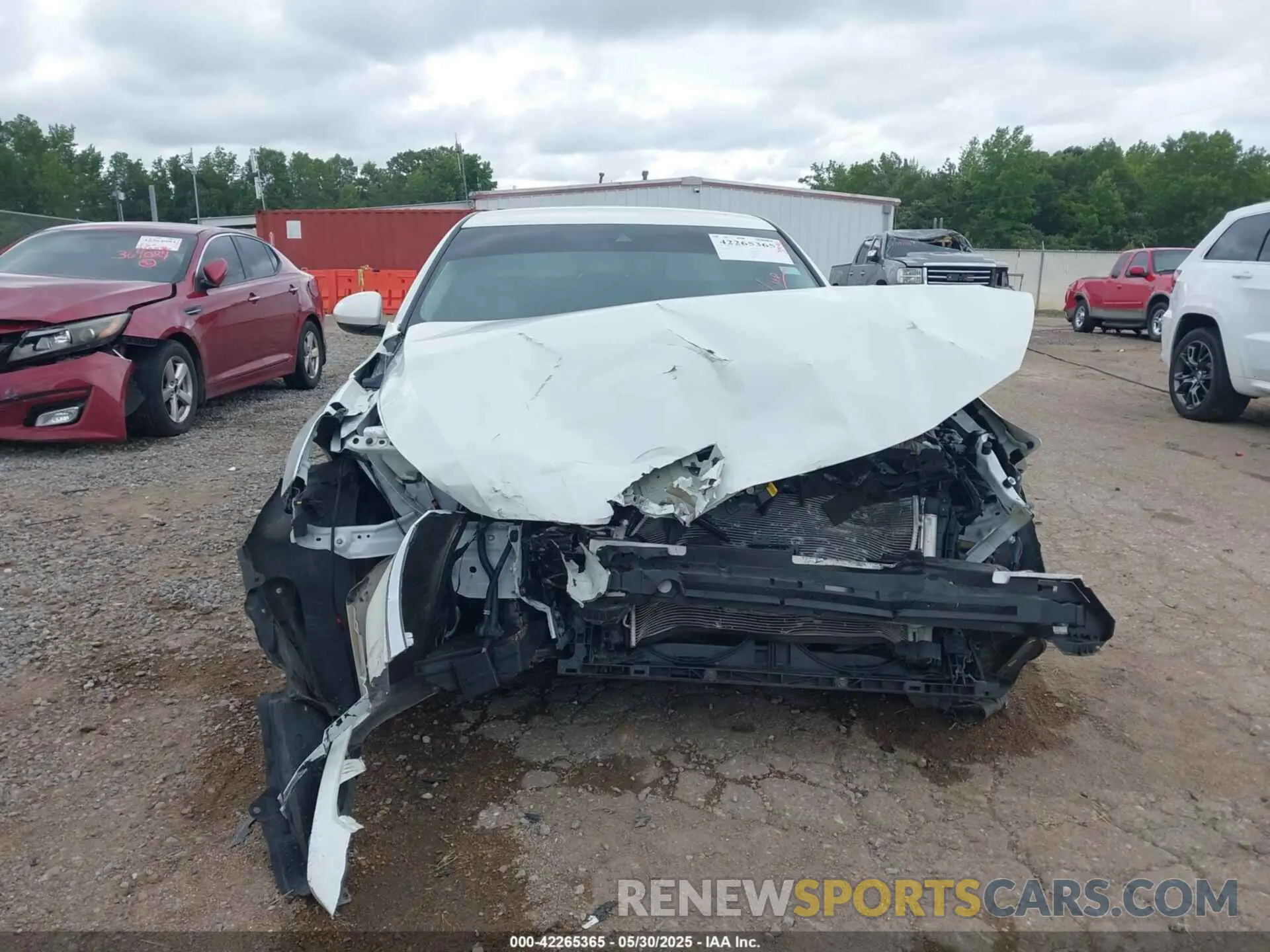 13 Photograph of a damaged car 1N4BL4DV8PN366255 NISSAN ALTIMA 2023