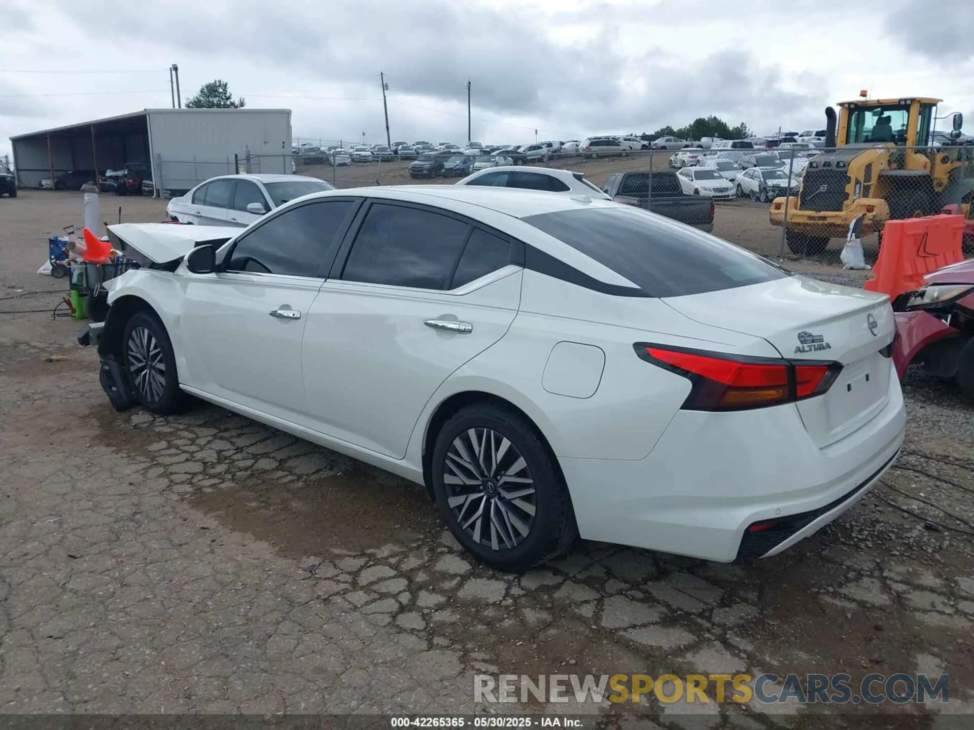 3 Photograph of a damaged car 1N4BL4DV8PN366255 NISSAN ALTIMA 2023