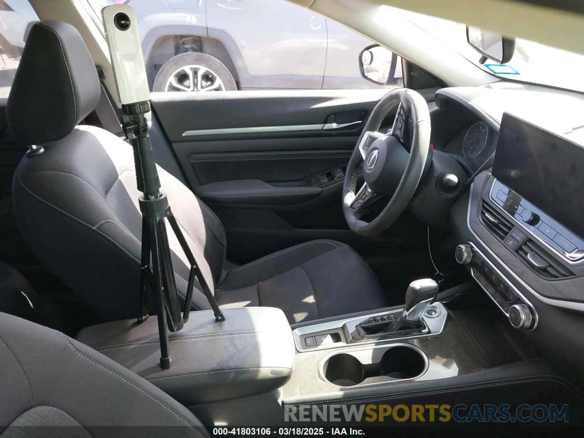 5 Photograph of a damaged car 1N4BL4DV9PN302368 NISSAN ALTIMA 2023