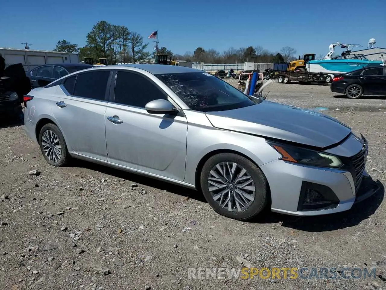 4 Photograph of a damaged car 1N4BL4DVXPN364779 NISSAN ALTIMA 2023