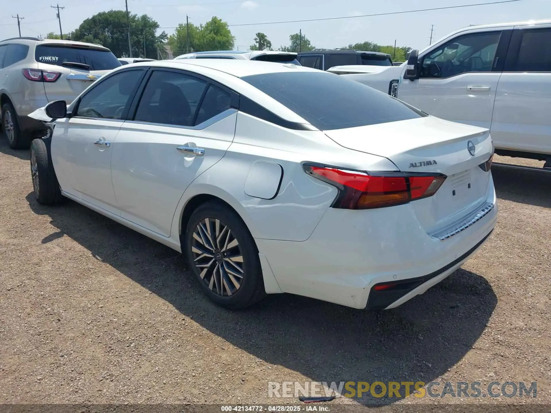 3 Photograph of a damaged car 1N4BL4DVXPN416296 NISSAN ALTIMA 2023