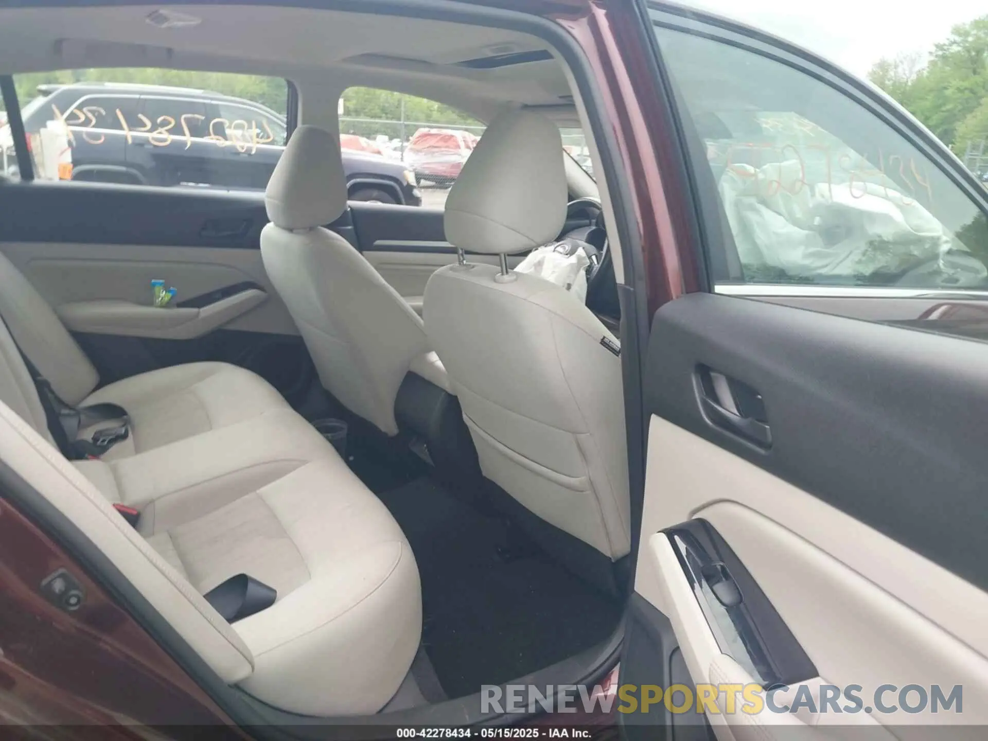 8 Photograph of a damaged car 1N4BL4DW2PN387692 NISSAN ALTIMA 2023