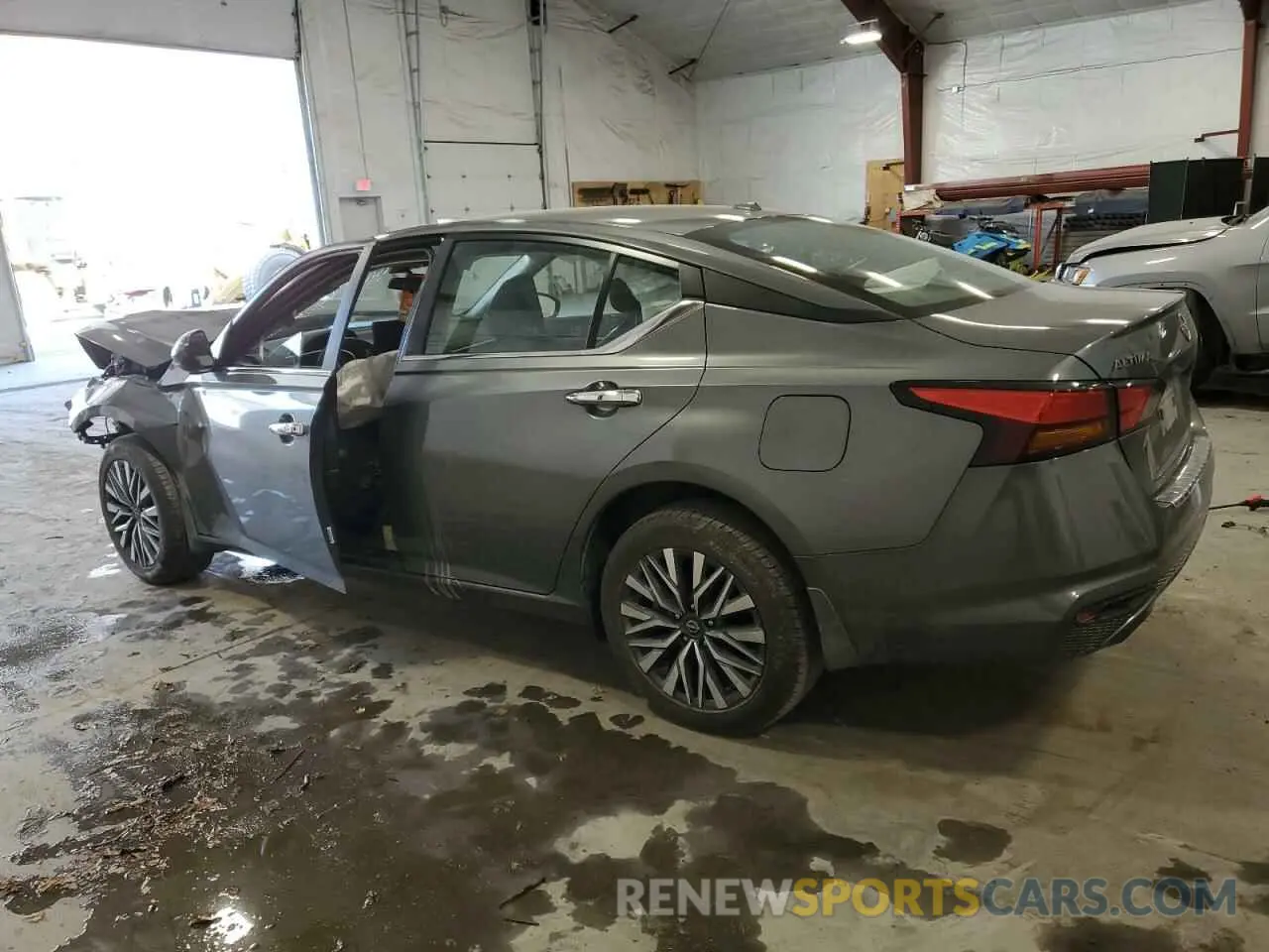 2 Photograph of a damaged car 1N4BL4DW2PN392455 NISSAN ALTIMA 2023