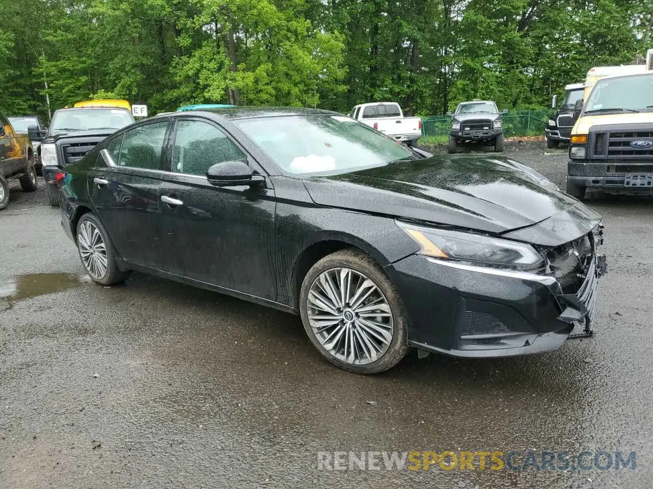 4 Photograph of a damaged car 1N4BL4EV0PN332406 NISSAN ALTIMA 2023