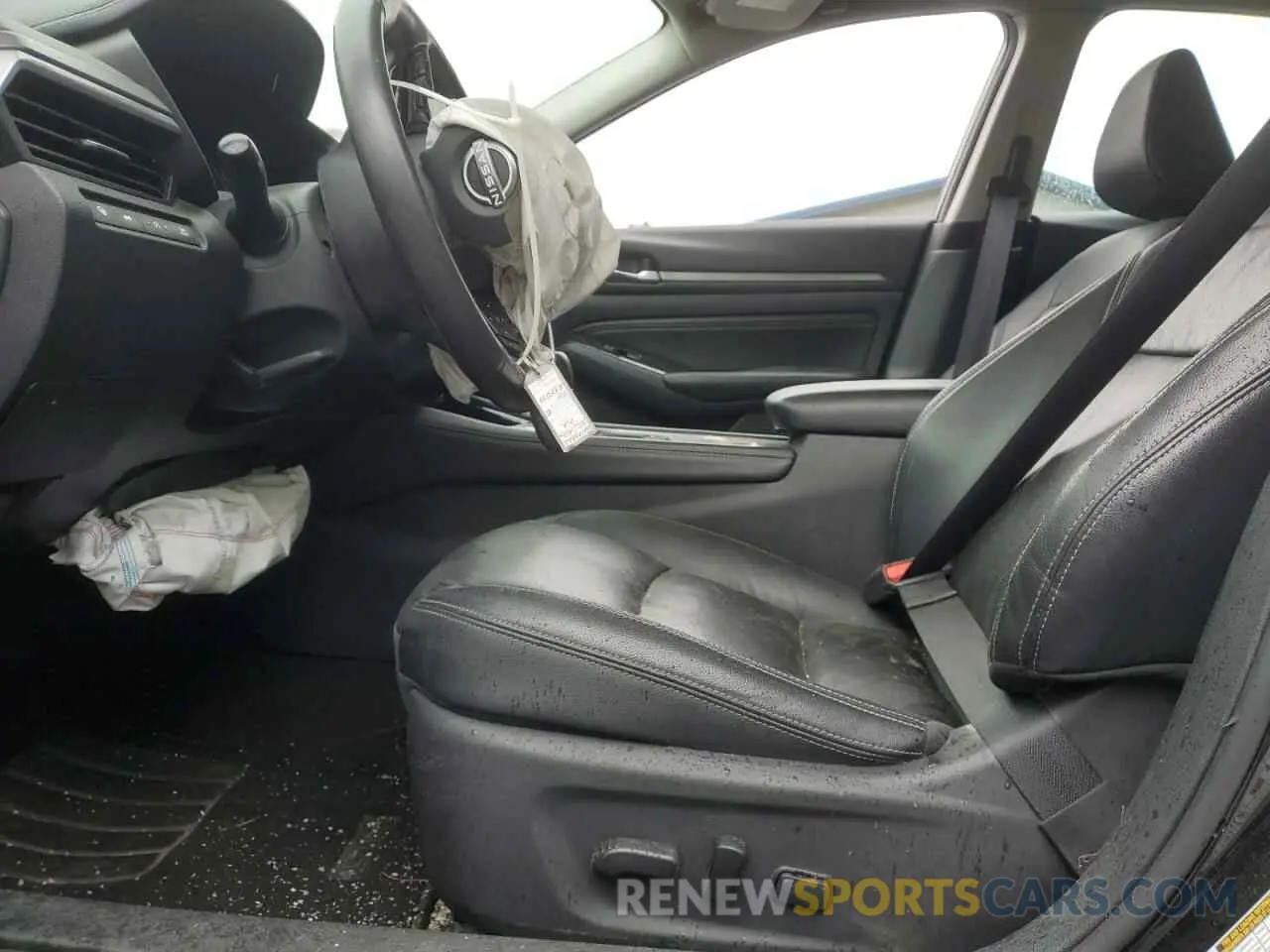 7 Photograph of a damaged car 1N4BL4EV0PN332406 NISSAN ALTIMA 2023