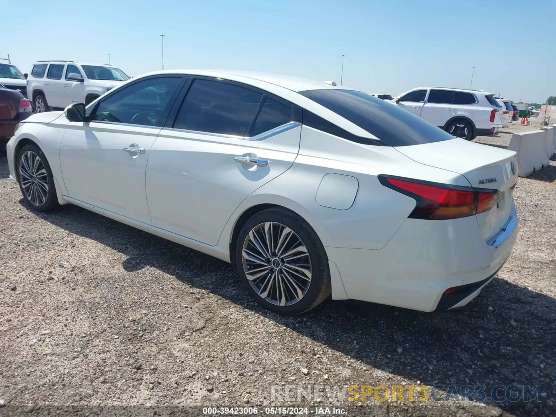 3 Photograph of a damaged car 1N4BL4EV2PN341737 NISSAN ALTIMA 2023