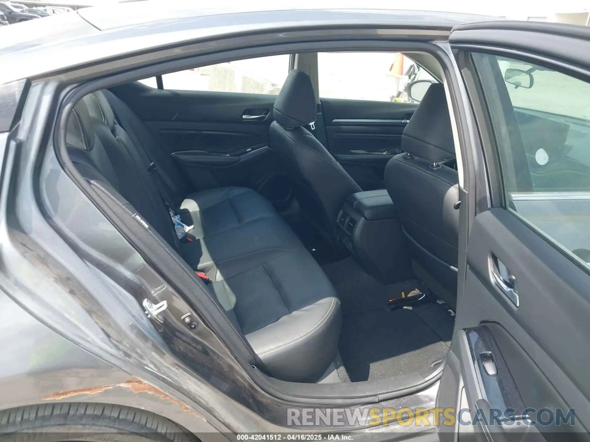 8 Photograph of a damaged car 1N4BL4EV5PN364624 NISSAN ALTIMA 2023