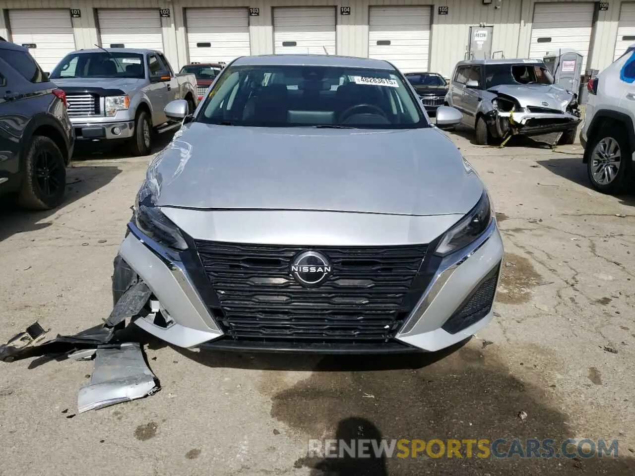 5 Photograph of a damaged car 1N4BL4EV5PN393847 NISSAN ALTIMA 2023