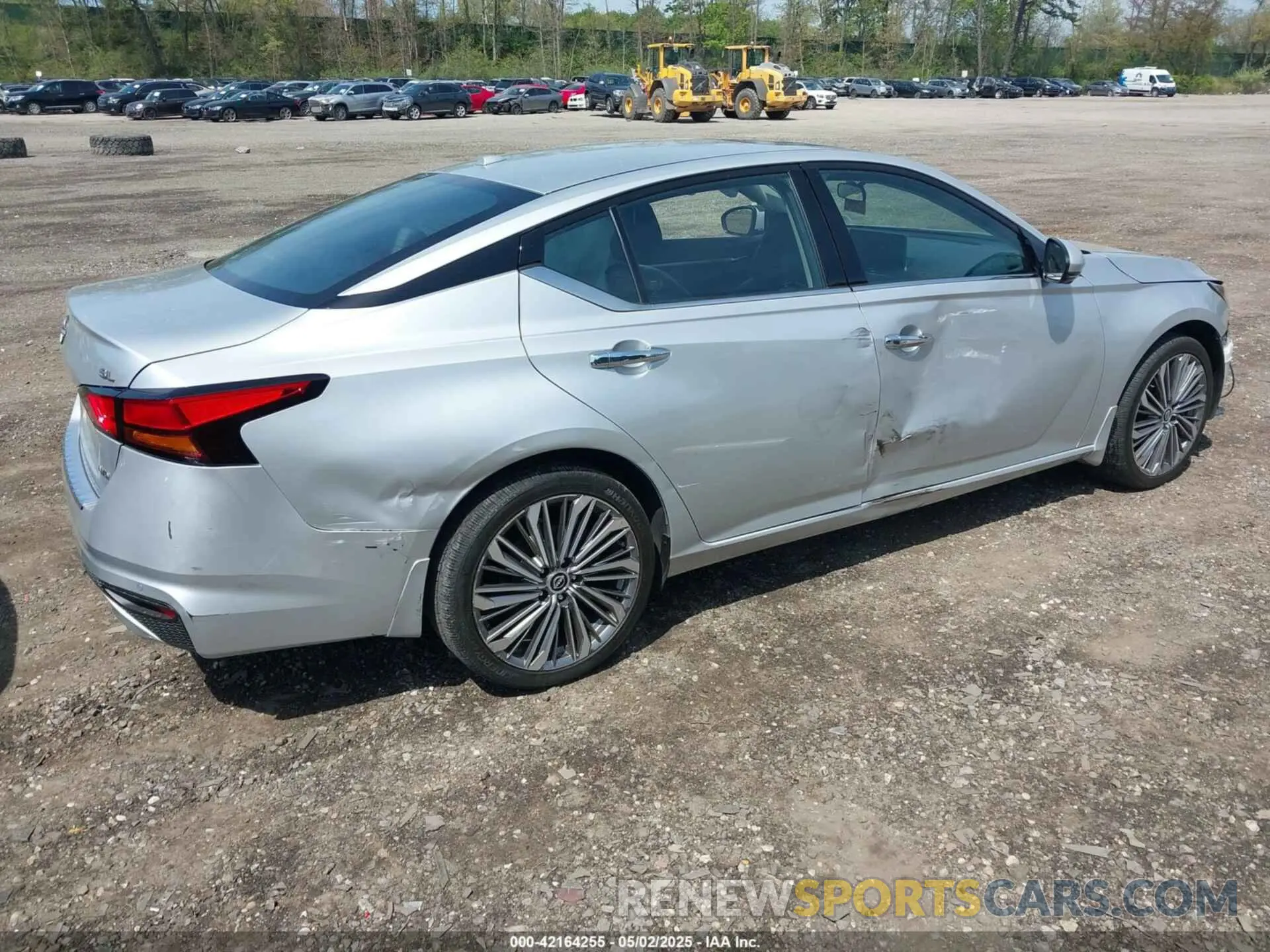 4 Photograph of a damaged car 1N4BL4EW0PN387513 NISSAN ALTIMA 2023