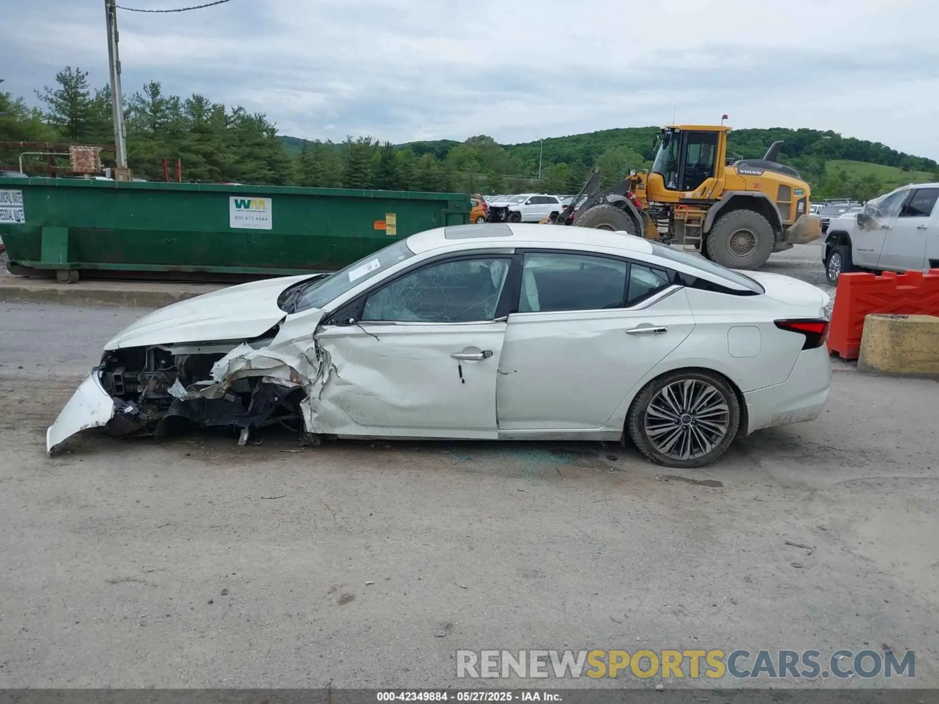 14 Photograph of a damaged car 1N4BL4EW4PN373842 NISSAN ALTIMA 2023