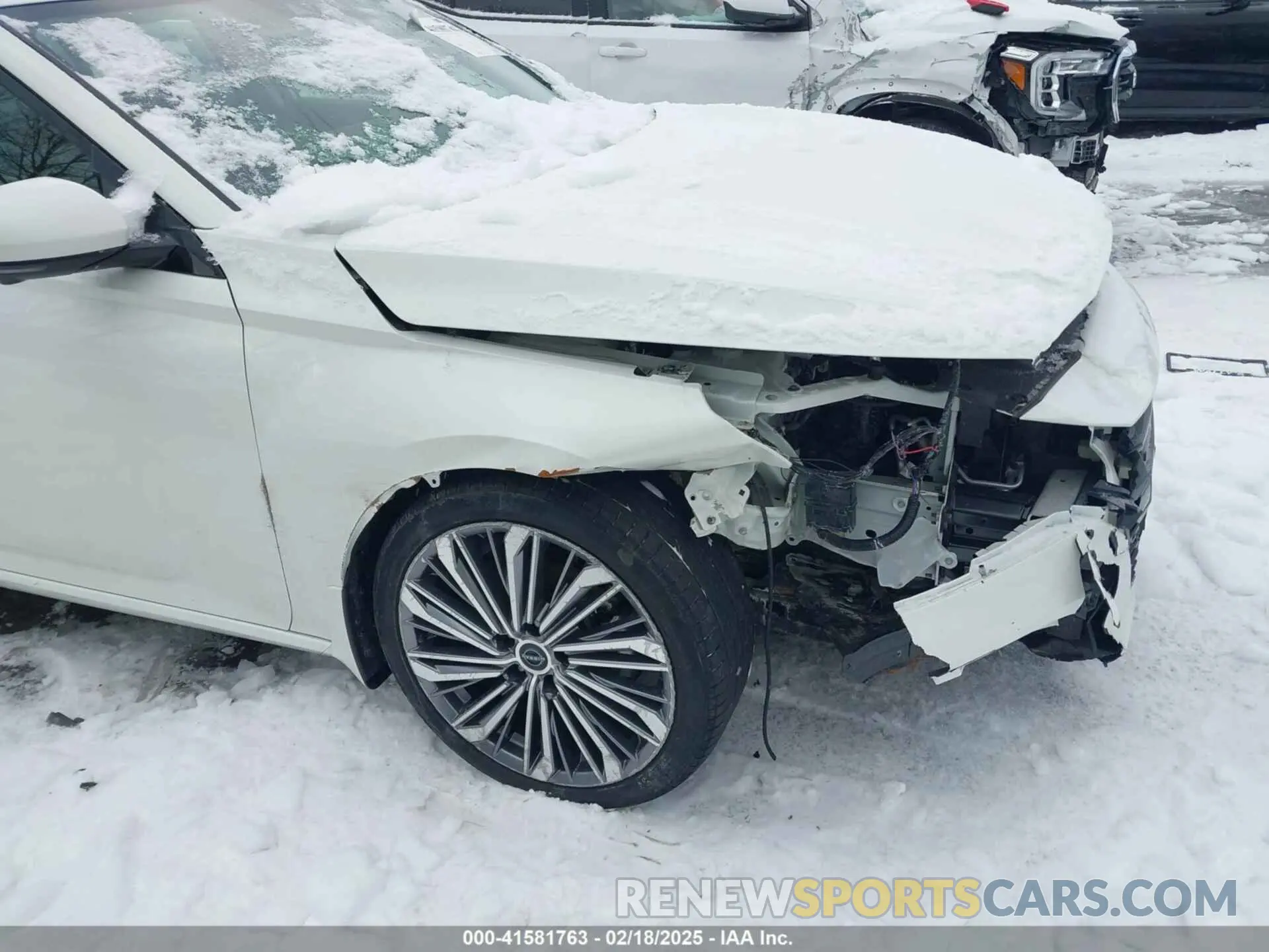 6 Photograph of a damaged car 1N4BL4EW5PN396465 NISSAN ALTIMA 2023