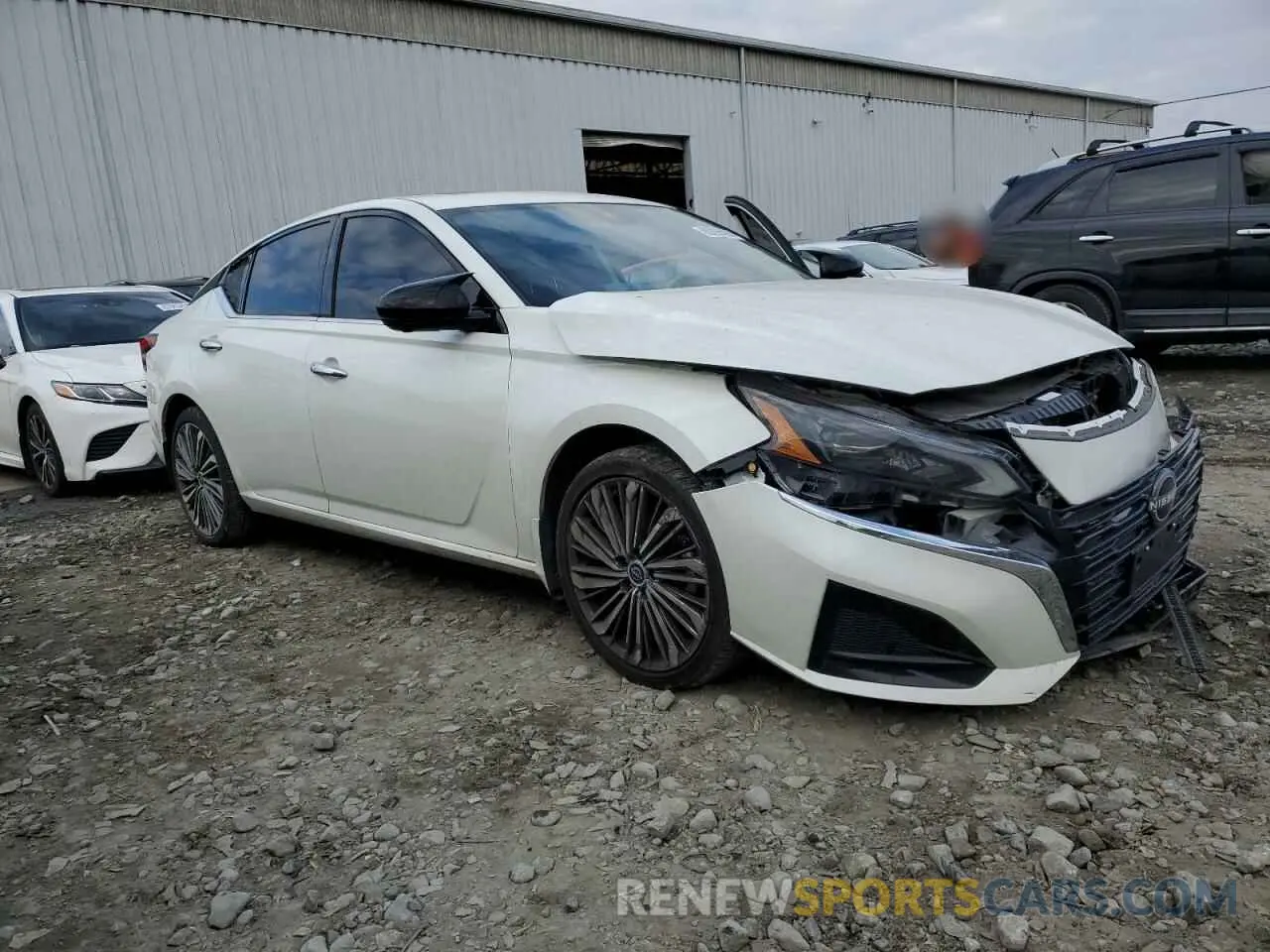 4 Photograph of a damaged car 1N4BL4EW9PN396663 NISSAN ALTIMA 2023