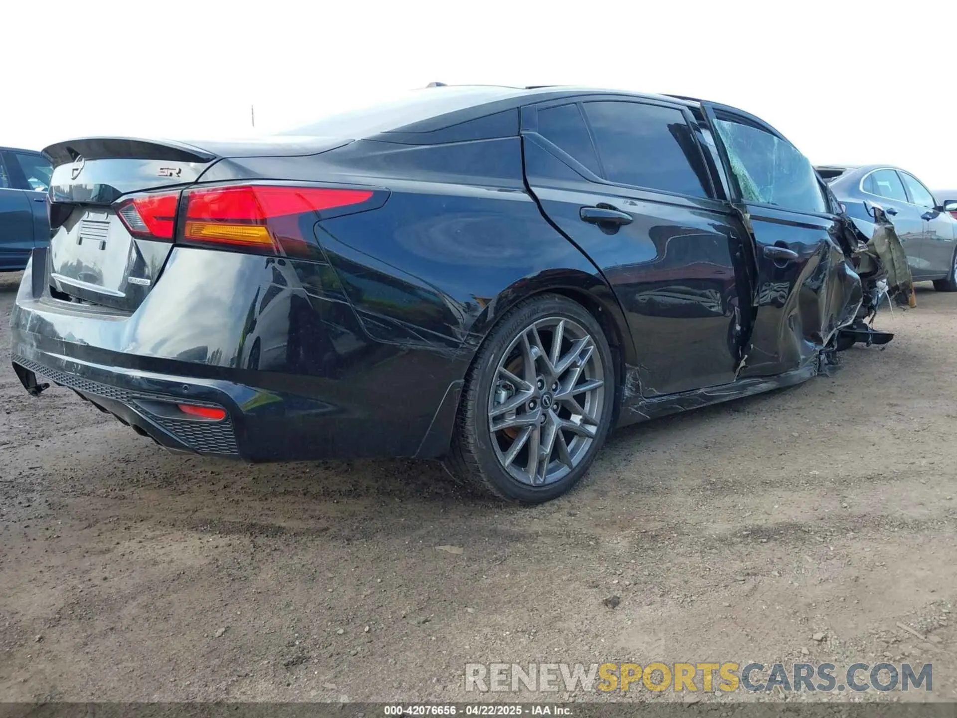 4 Фотография поврежденного автомобиля 1N4AL4CV9RN314570 NISSAN ALTIMA 2024