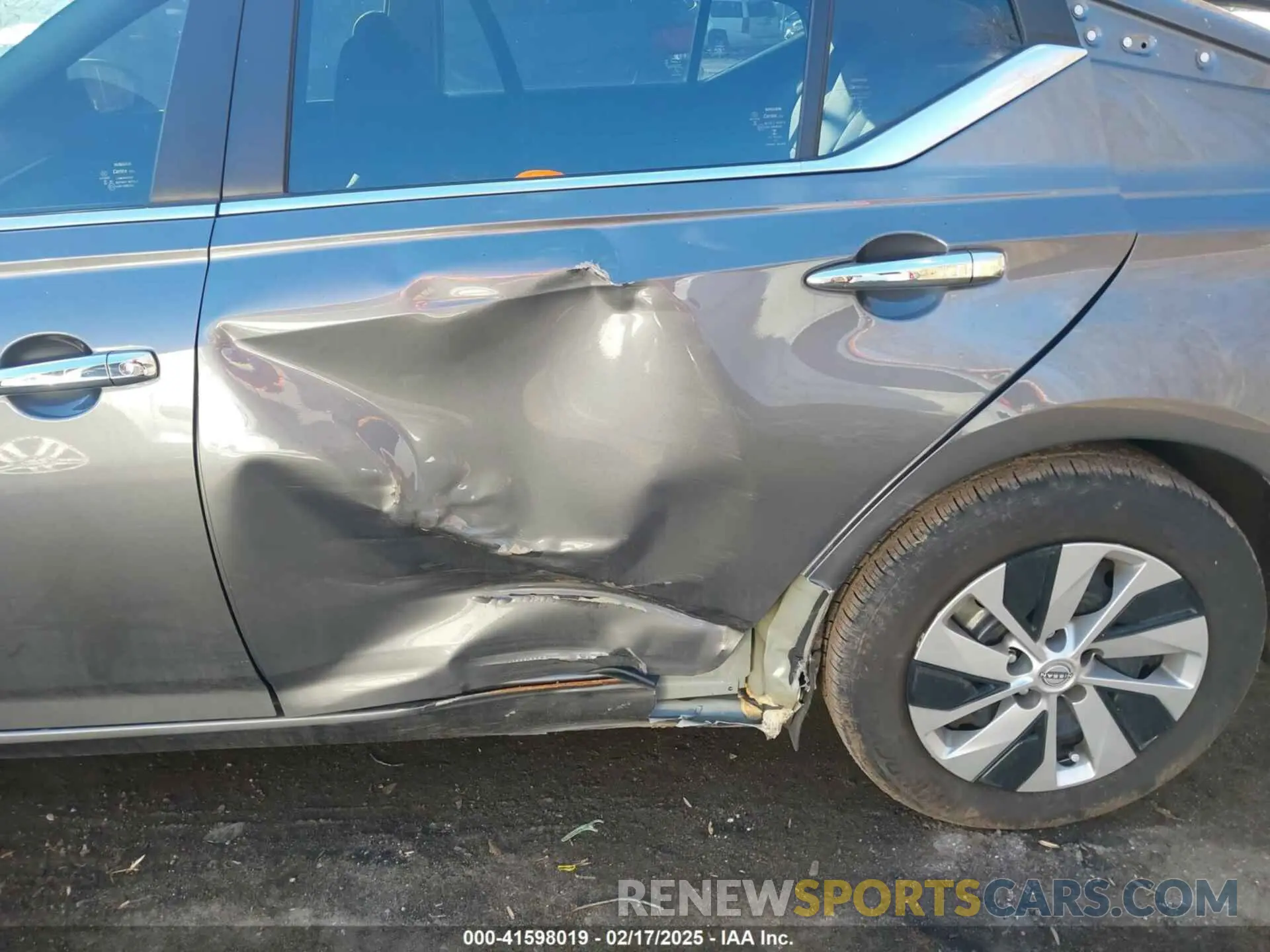 6 Photograph of a damaged car 1N4BL4BV0RN380995 NISSAN ALTIMA 2024