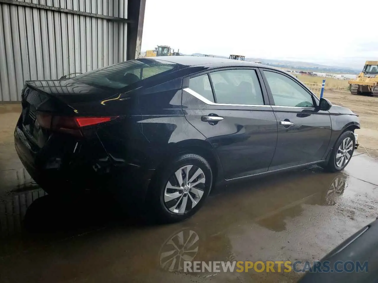 3 Photograph of a damaged car 1N4BL4BV0RN418175 NISSAN ALTIMA 2024