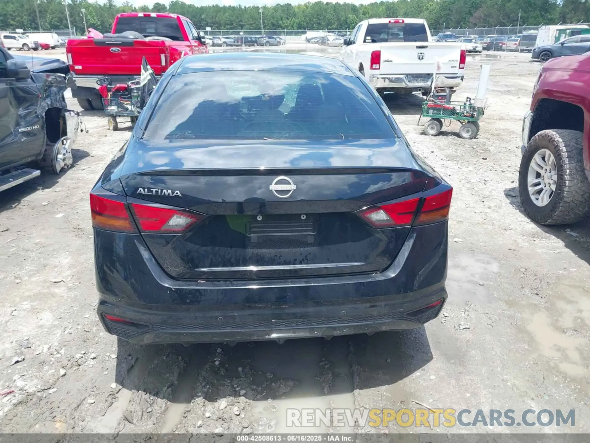 16 Photograph of a damaged car 1N4BL4BV1RN405130 NISSAN ALTIMA 2024