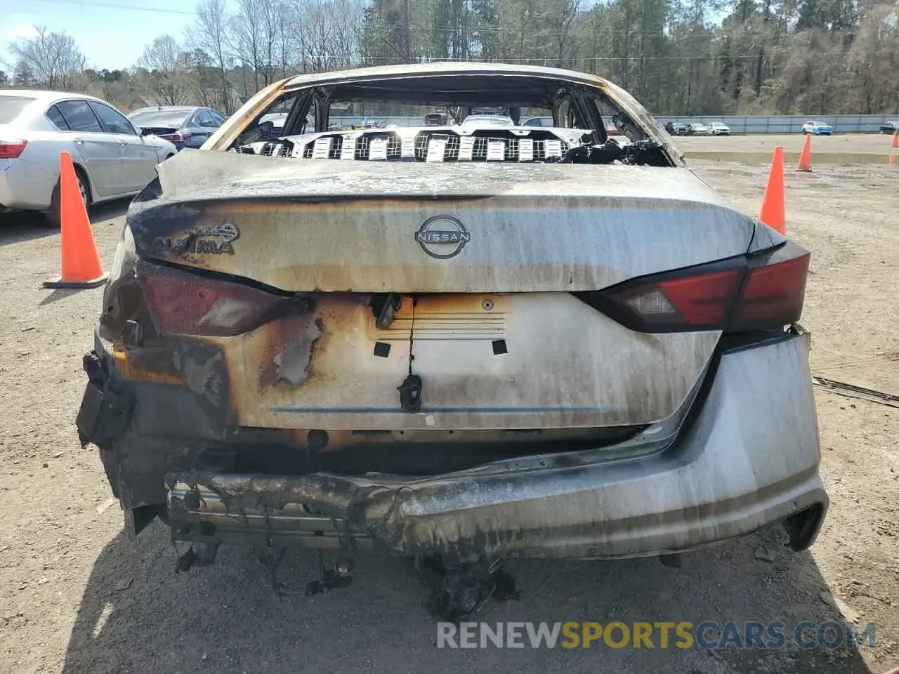 6 Photograph of a damaged car 1N4BL4BV1RN406066 NISSAN ALTIMA 2024
