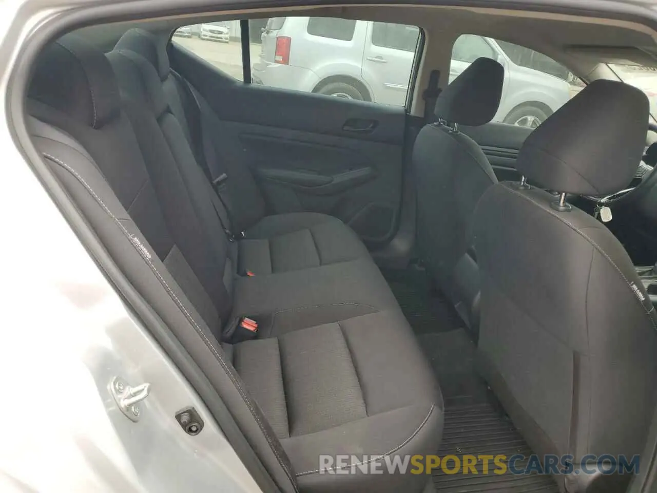 10 Photograph of a damaged car 1N4BL4BV1RN415348 NISSAN ALTIMA 2024