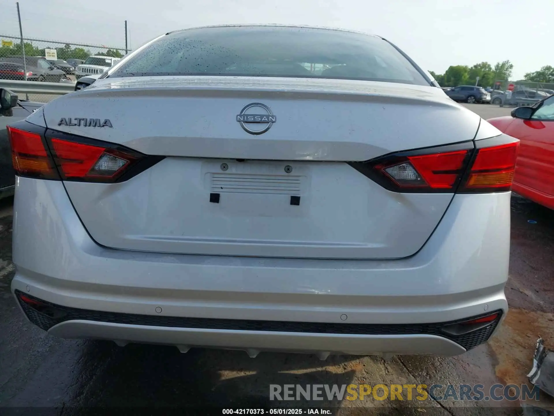 15 Photograph of a damaged car 1N4BL4BV2RN378150 NISSAN ALTIMA 2024