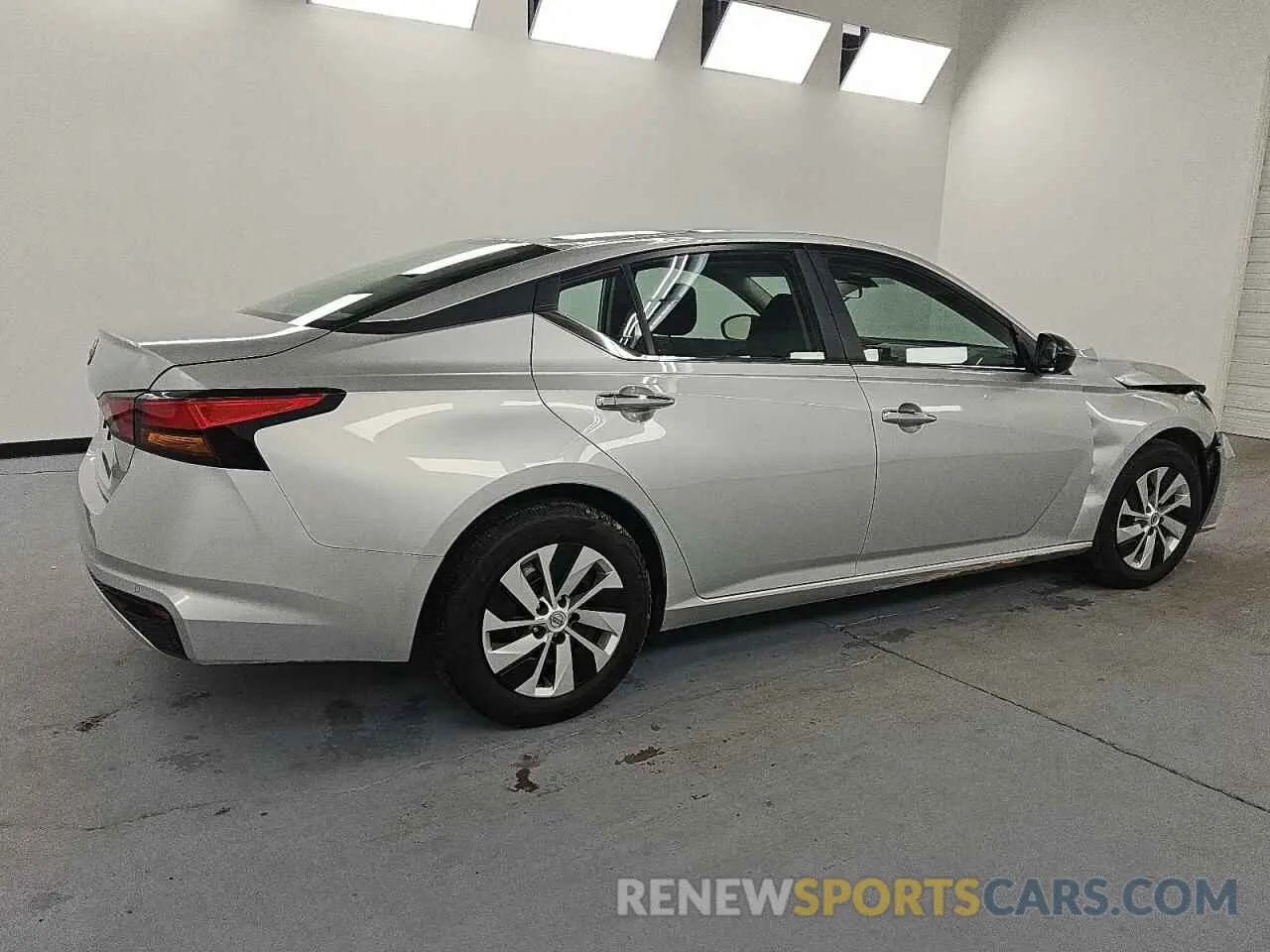 3 Photograph of a damaged car 1N4BL4BV2RN382926 NISSAN ALTIMA 2024