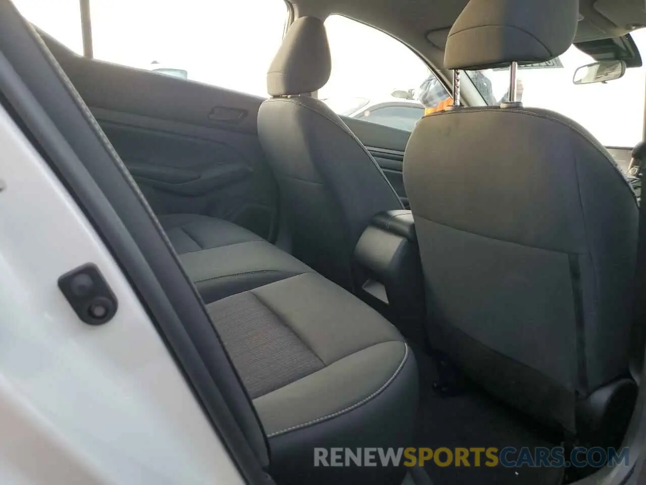 10 Фотография поврежденного автомобиля 1N4BL4BV2RN436404 NISSAN ALTIMA 2024