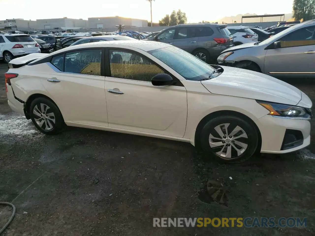 4 Фотография поврежденного автомобиля 1N4BL4BV2RN436404 NISSAN ALTIMA 2024