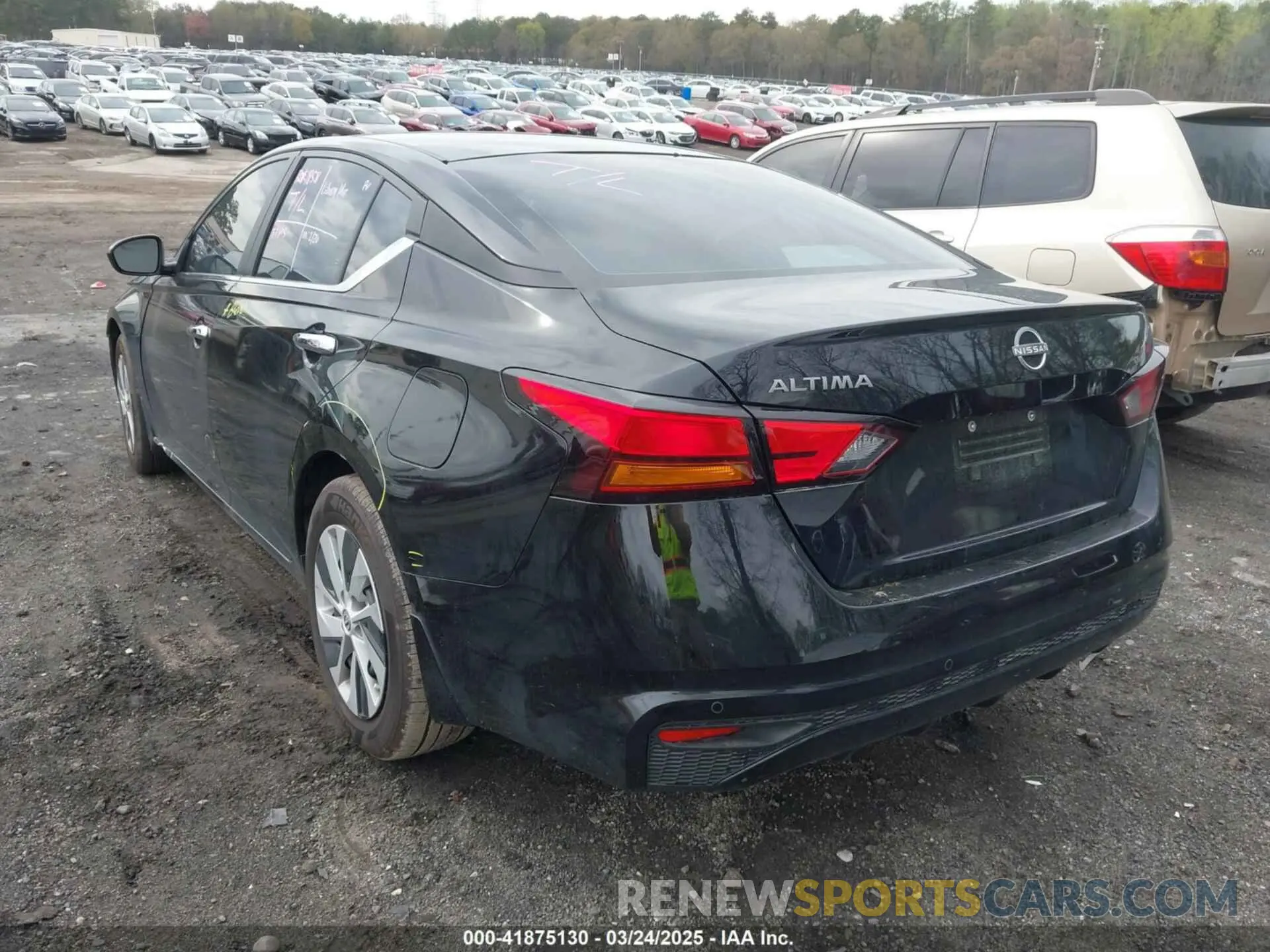 3 Фотография поврежденного автомобиля 1N4BL4BV3RN436752 NISSAN ALTIMA 2024