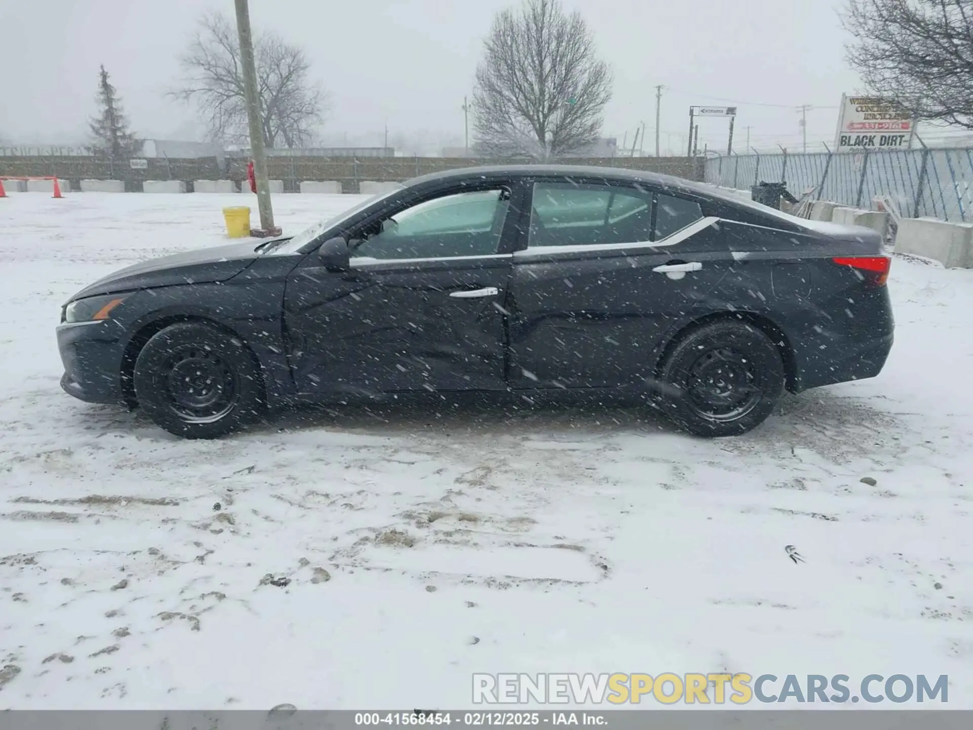 14 Photograph of a damaged car 1N4BL4BV4RN311985 NISSAN ALTIMA 2024
