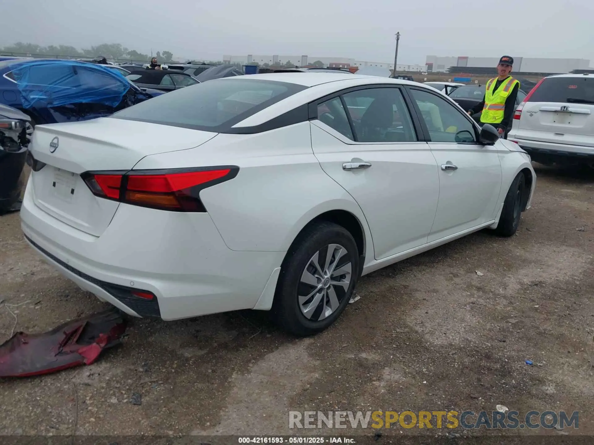 4 Photograph of a damaged car 1N4BL4BV5RN405941 NISSAN ALTIMA 2024