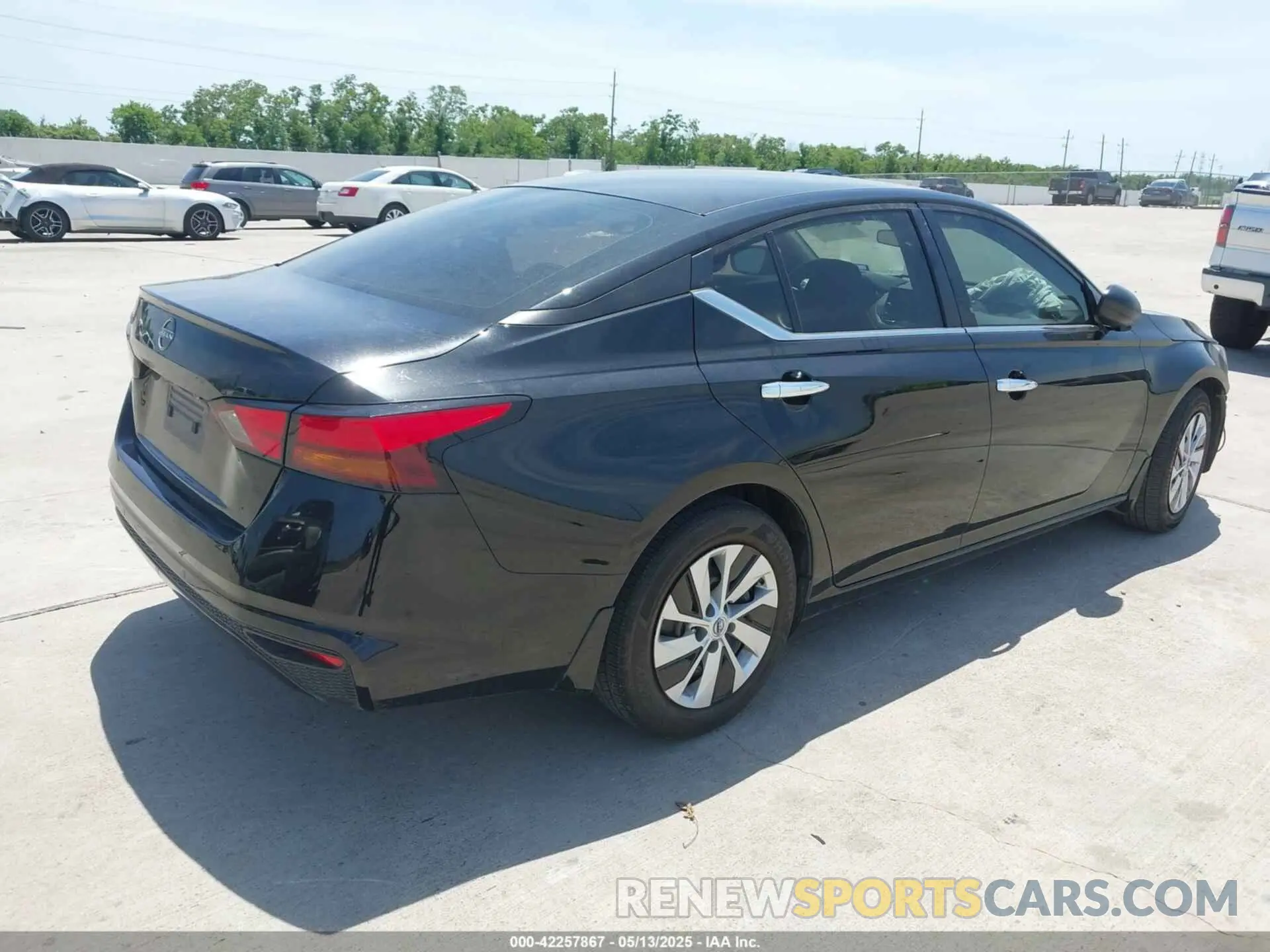 4 Photograph of a damaged car 1N4BL4BV6RN392875 NISSAN ALTIMA 2024