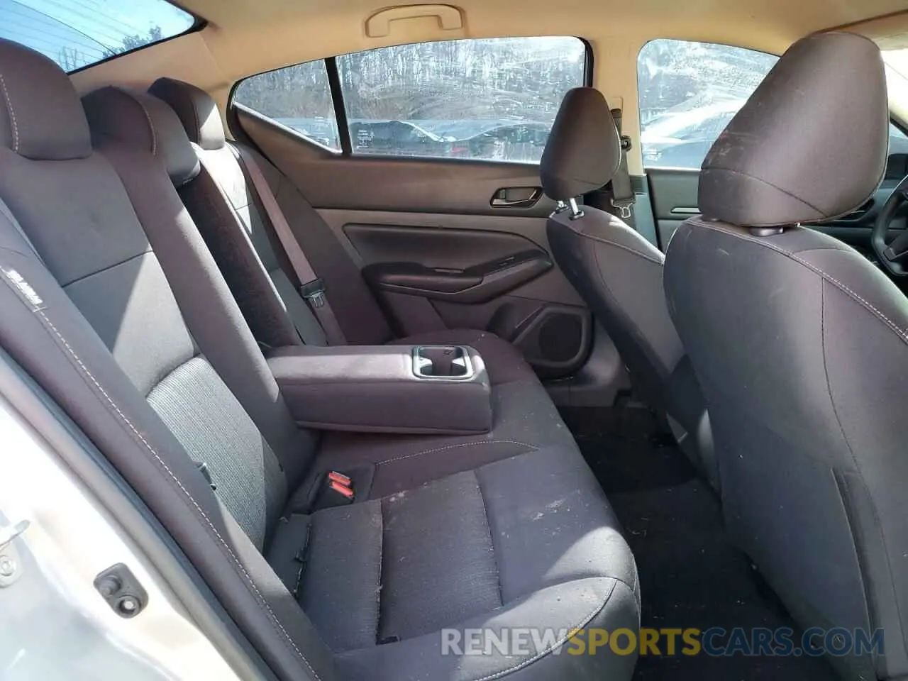 10 Фотография поврежденного автомобиля 1N4BL4BV6RN414910 NISSAN ALTIMA 2024