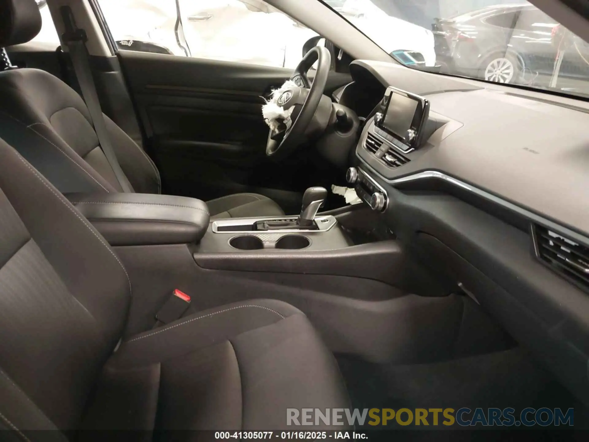 5 Photograph of a damaged car 1N4BL4BV7RN382260 NISSAN ALTIMA 2024