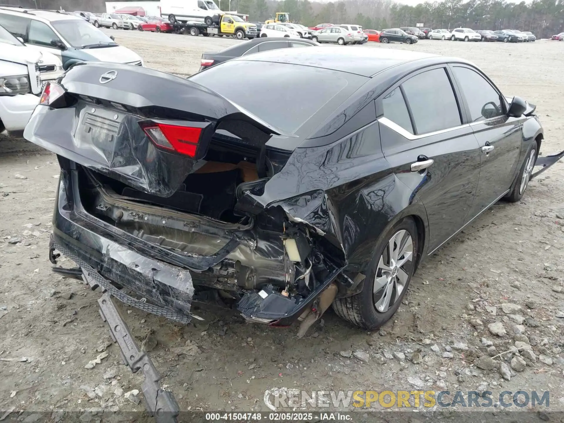 4 Фотография поврежденного автомобиля 1N4BL4BV8RN340180 NISSAN ALTIMA 2024