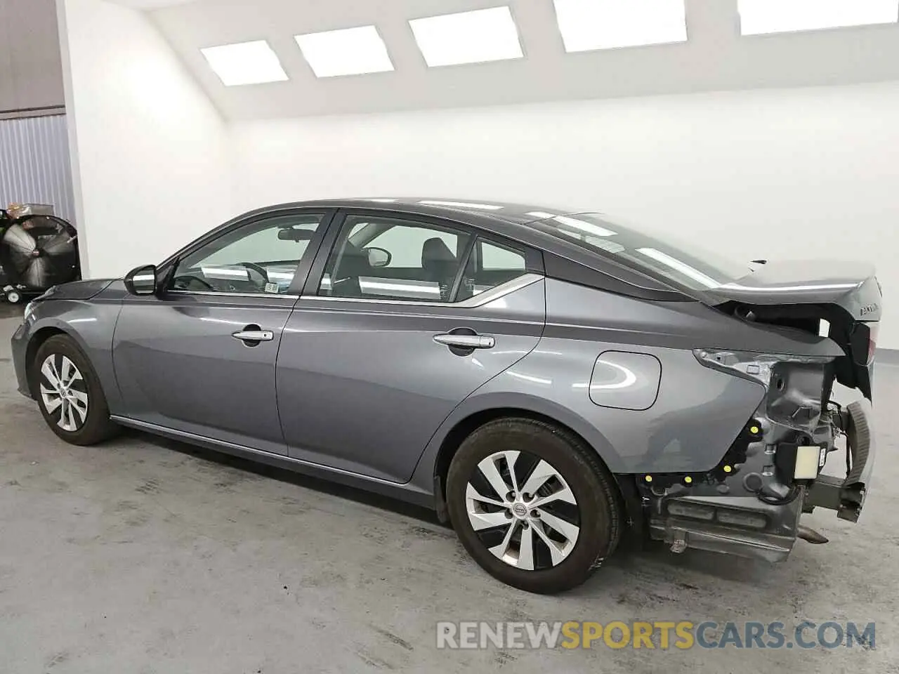 2 Photograph of a damaged car 1N4BL4BV9RN333934 NISSAN ALTIMA 2024