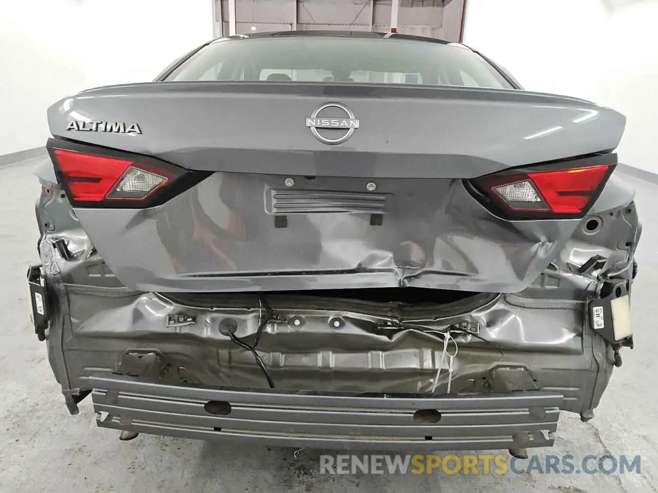 6 Photograph of a damaged car 1N4BL4BV9RN333934 NISSAN ALTIMA 2024