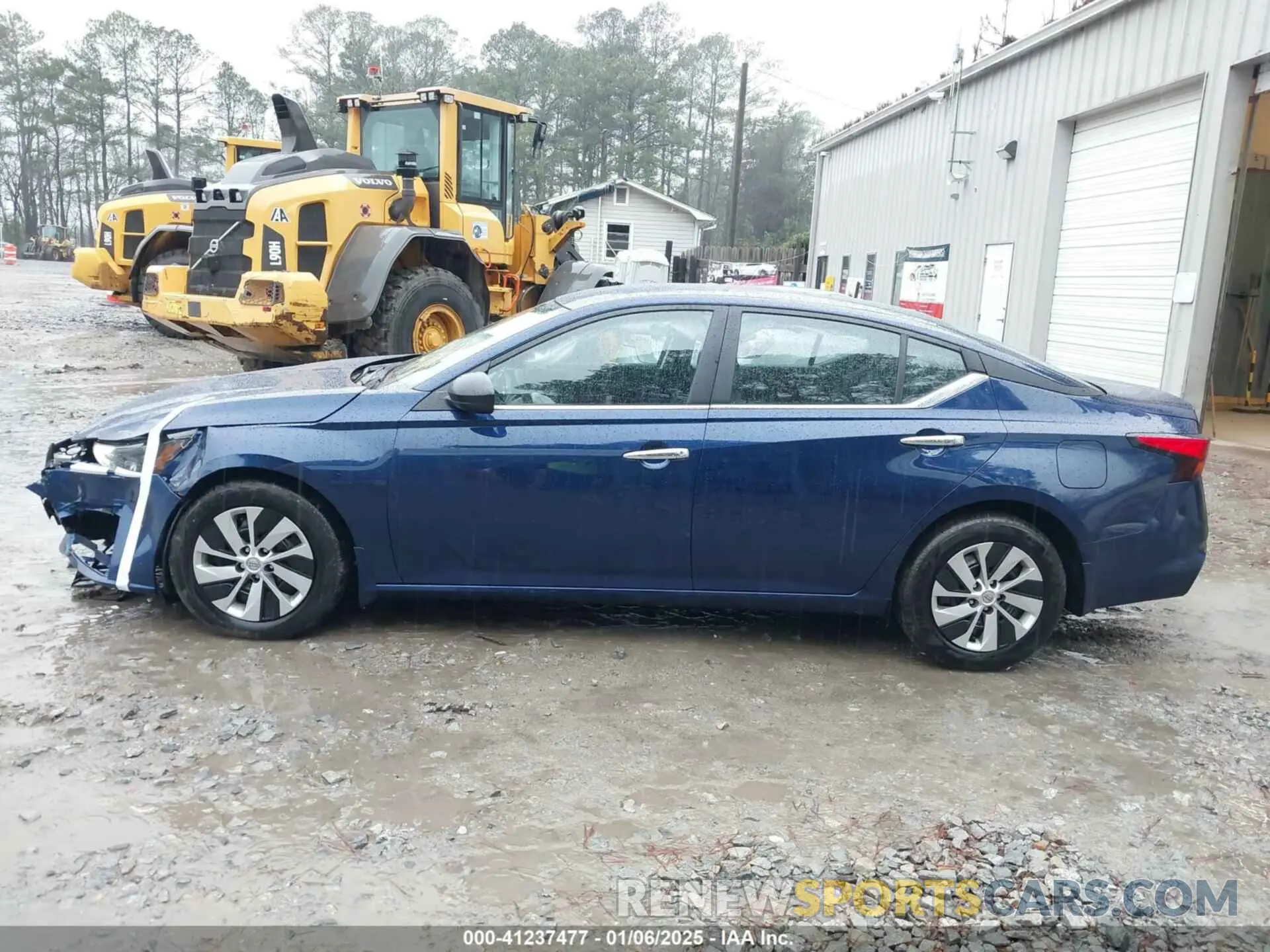 14 Photograph of a damaged car 1N4BL4BV9RN367940 NISSAN ALTIMA 2024