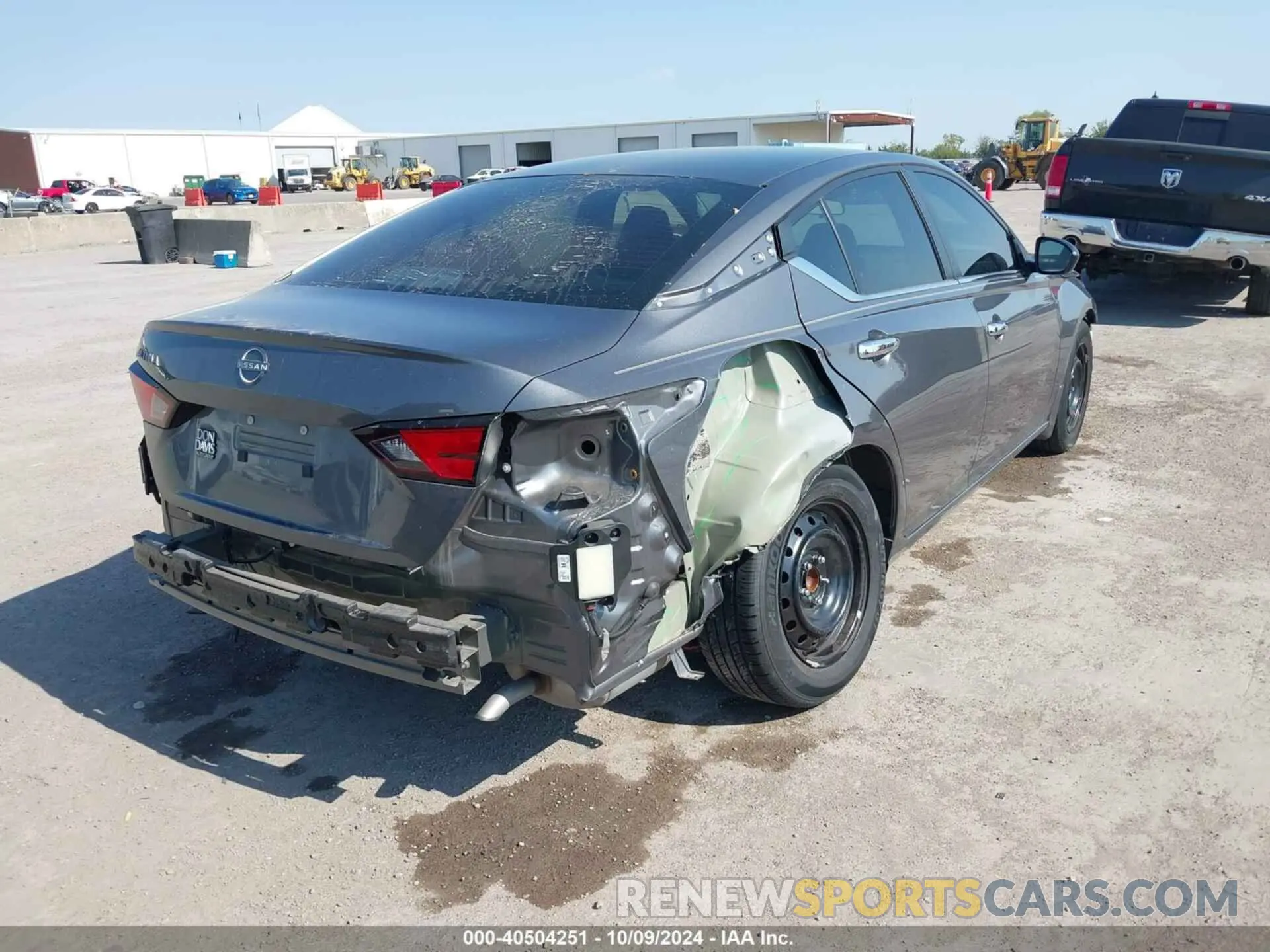 4 Фотография поврежденного автомобиля 1N4BL4BVXRN306547 NISSAN ALTIMA 2024