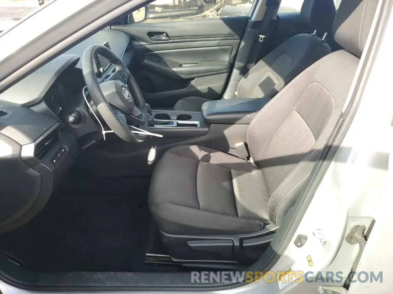 7 Photograph of a damaged car 1N4BL4BVXRN363363 NISSAN ALTIMA 2024
