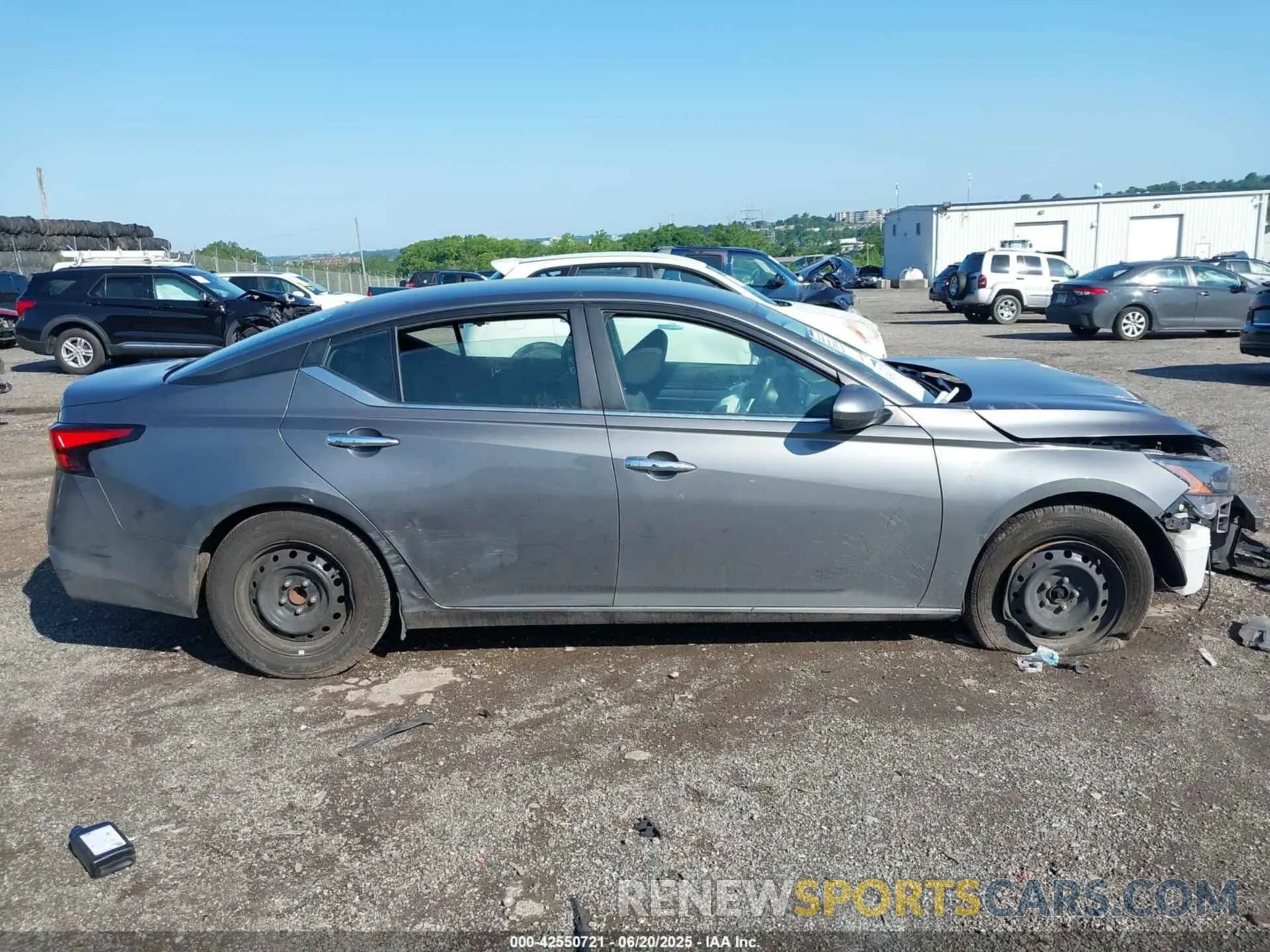 12 Фотография поврежденного автомобиля 1N4BL4BVXRN374010 NISSAN ALTIMA 2024