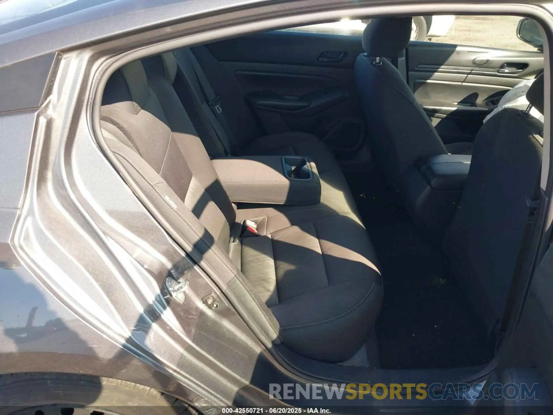 8 Фотография поврежденного автомобиля 1N4BL4BVXRN374010 NISSAN ALTIMA 2024