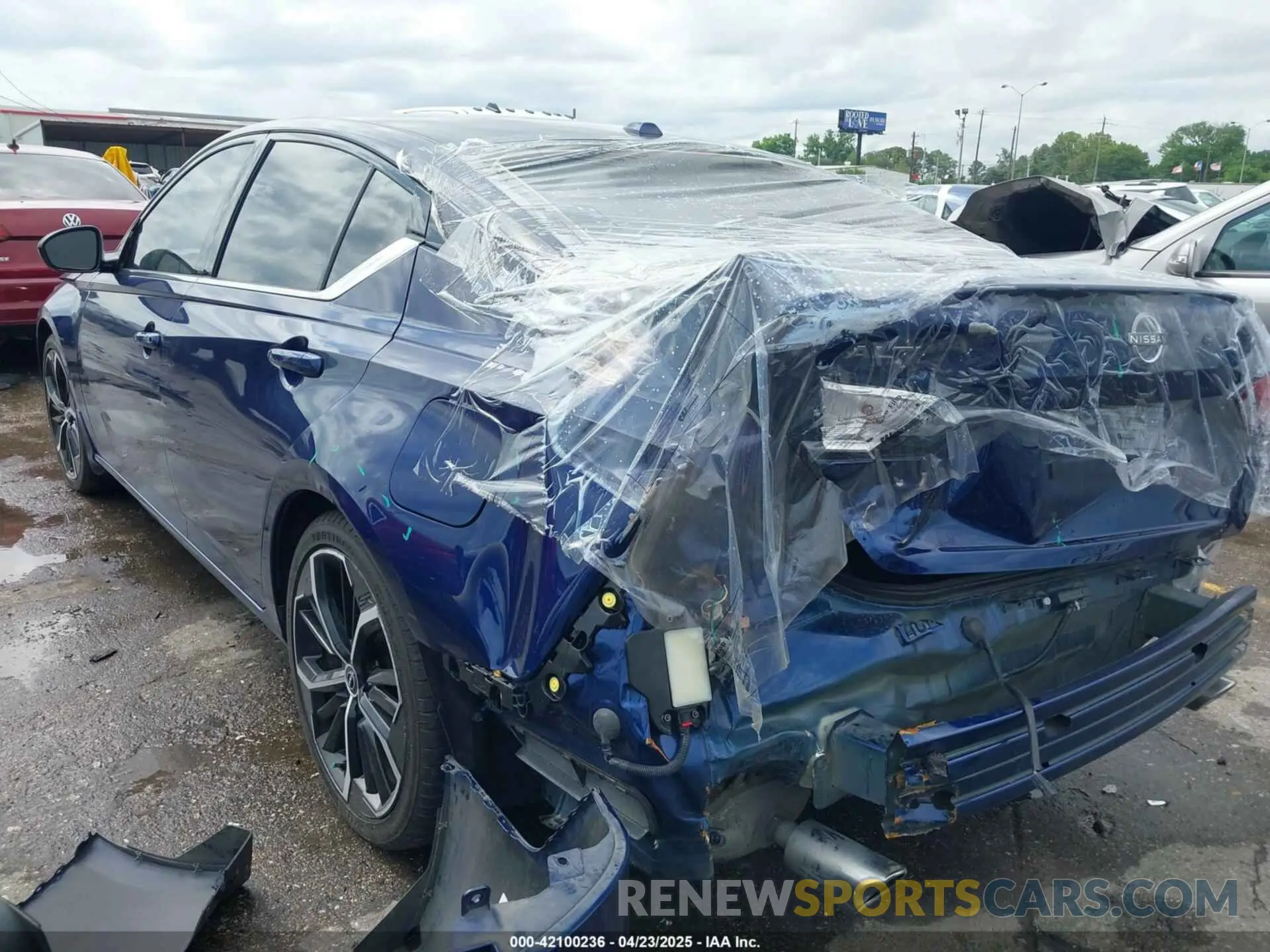 3 Photograph of a damaged car 1N4BL4CV0RN306958 NISSAN ALTIMA 2024