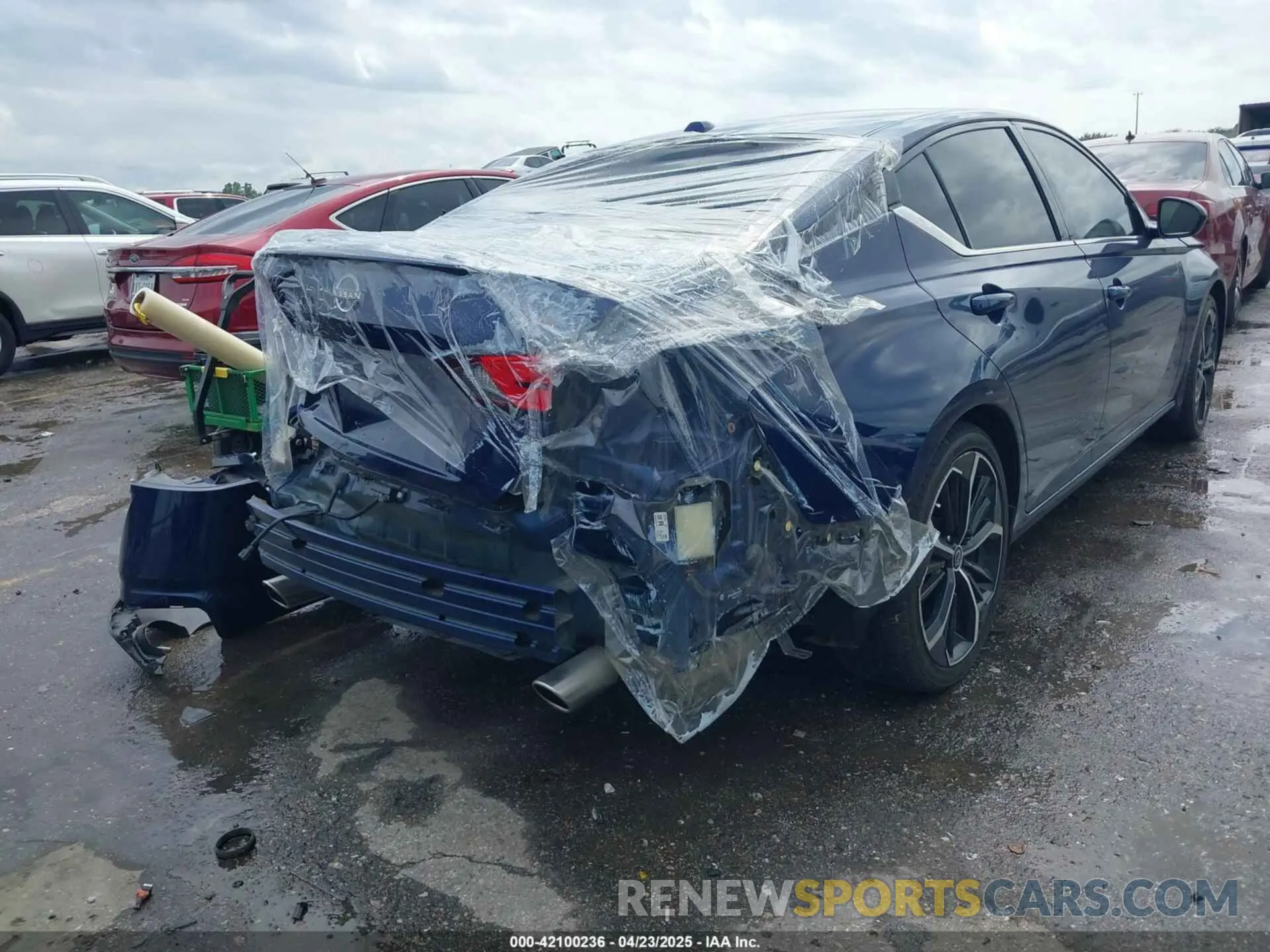 4 Photograph of a damaged car 1N4BL4CV0RN306958 NISSAN ALTIMA 2024