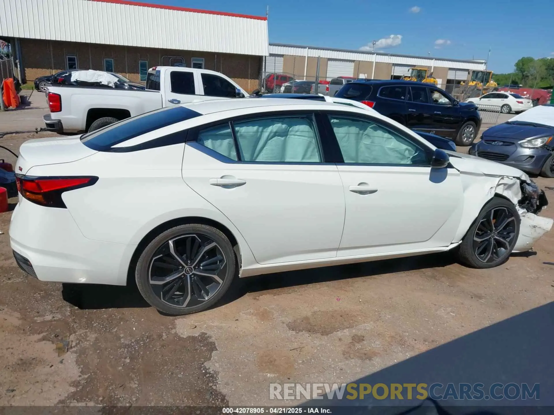 12 Фотография поврежденного автомобиля 1N4BL4CV0RN367520 NISSAN ALTIMA 2024