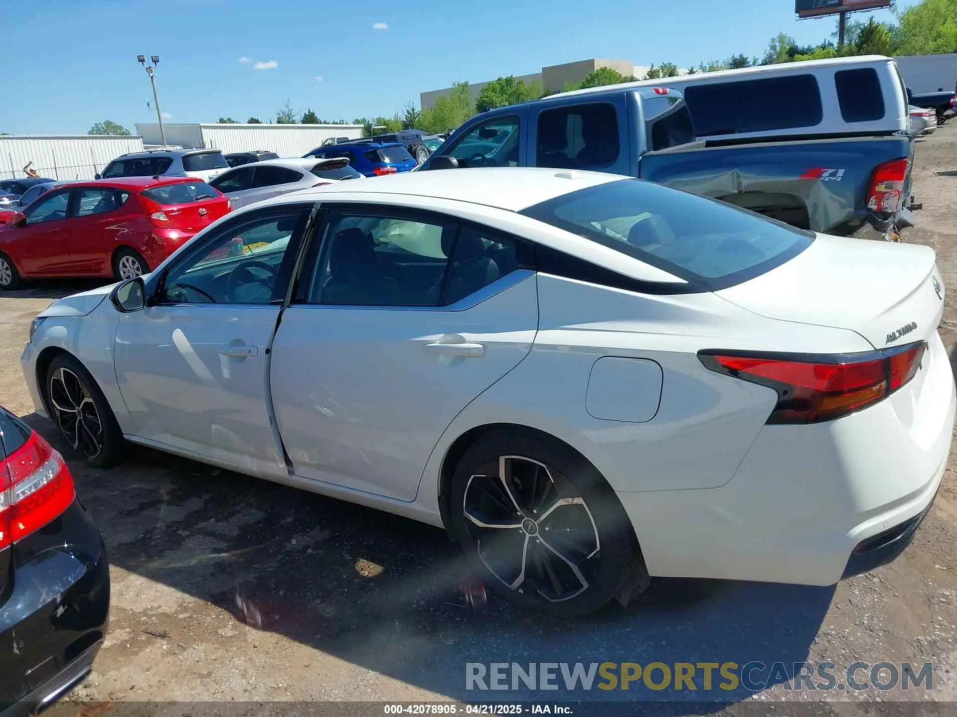 13 Фотография поврежденного автомобиля 1N4BL4CV0RN367520 NISSAN ALTIMA 2024