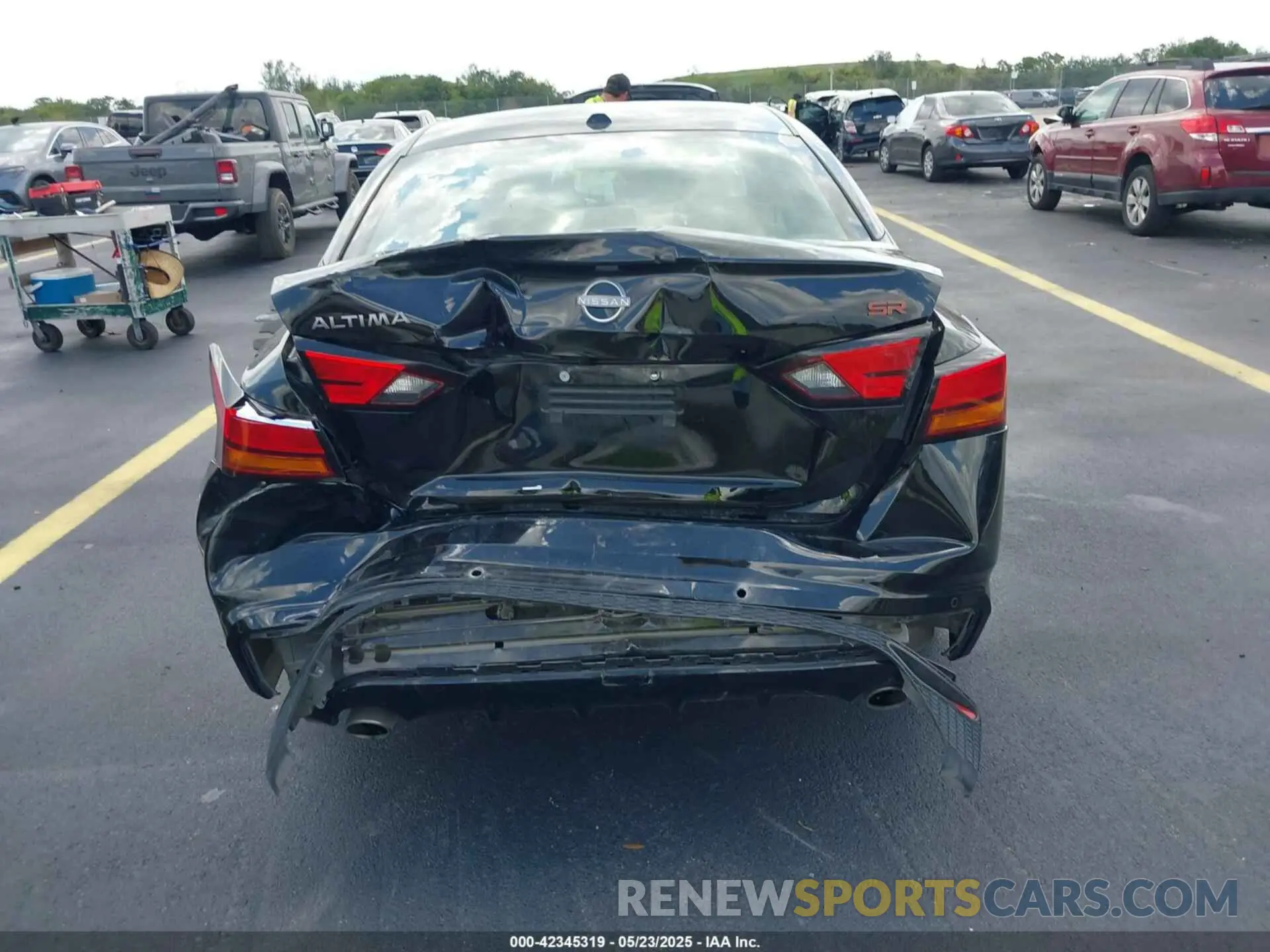 16 Photograph of a damaged car 1N4BL4CV0RN372815 NISSAN ALTIMA 2024