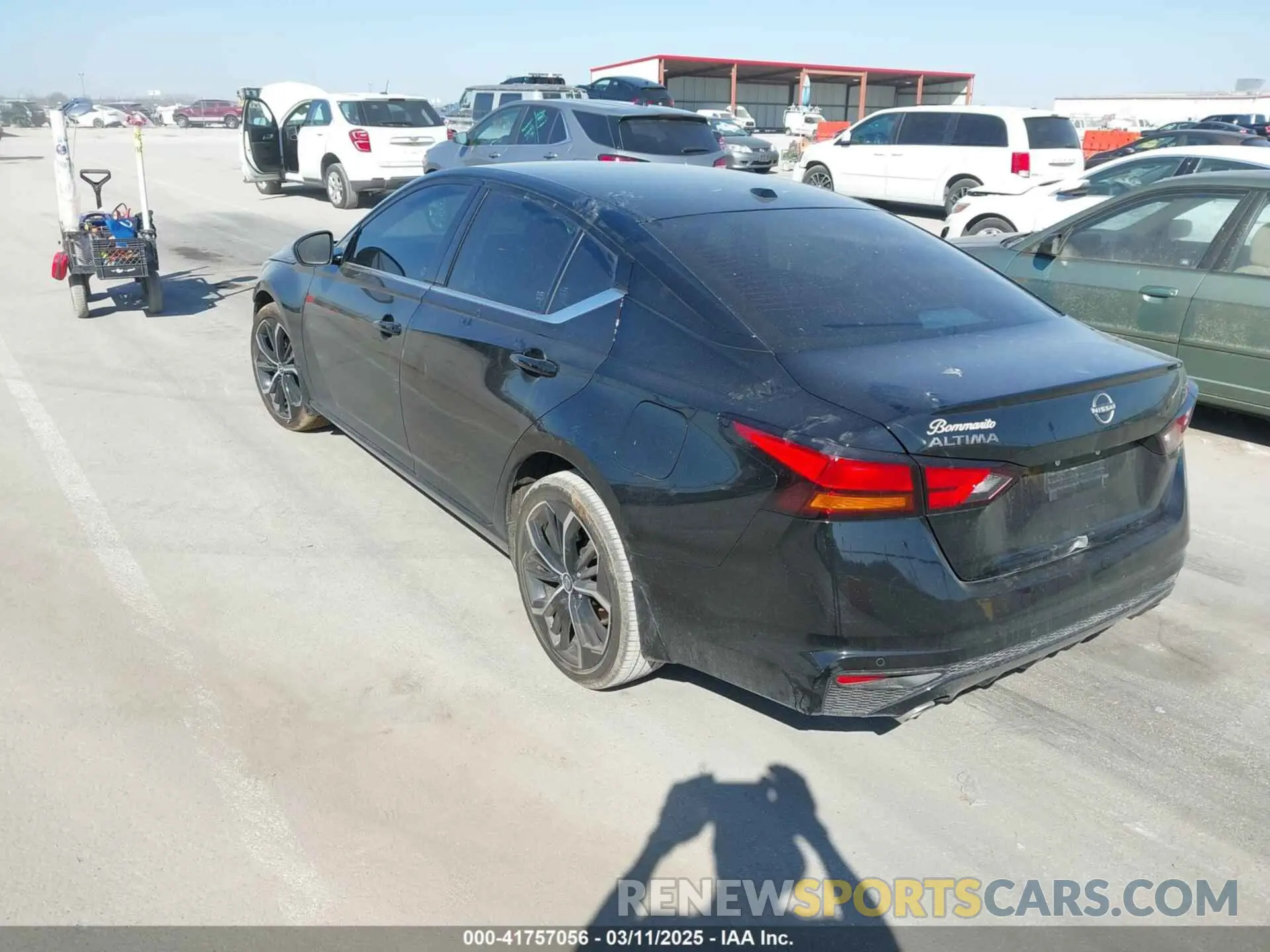 3 Photograph of a damaged car 1N4BL4CV0RN435878 NISSAN ALTIMA 2024