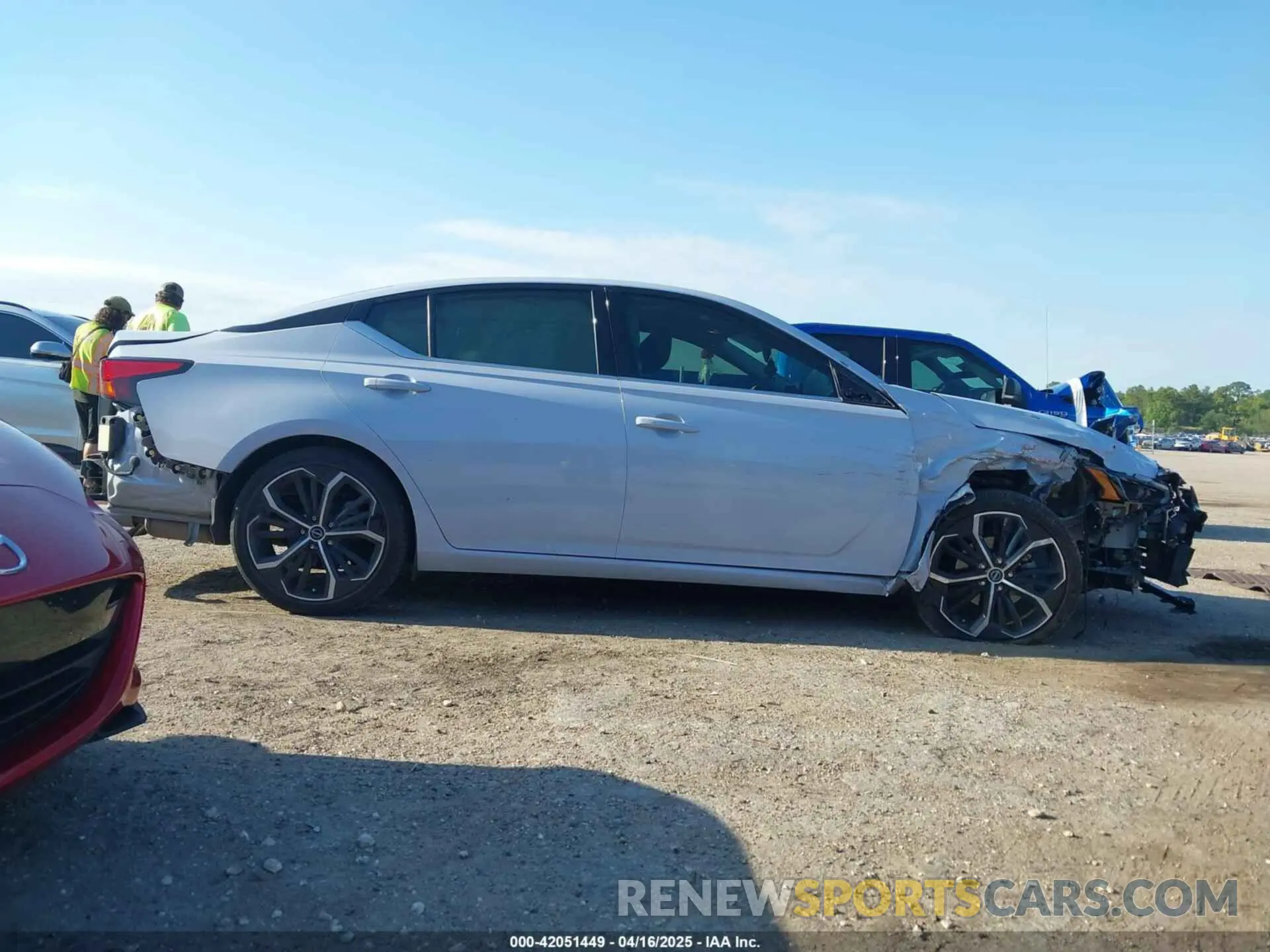 14 Photograph of a damaged car 1N4BL4CV1RN333103 NISSAN ALTIMA 2024